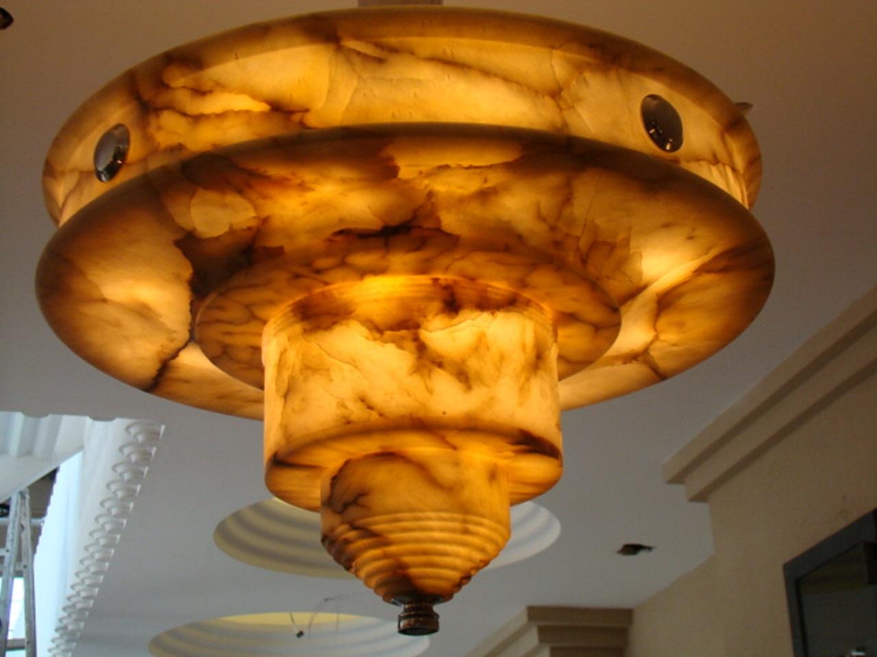 Amaizing Chandelier in Alabaster and Chromre, Art Deco Style, 1935 For Sale 5