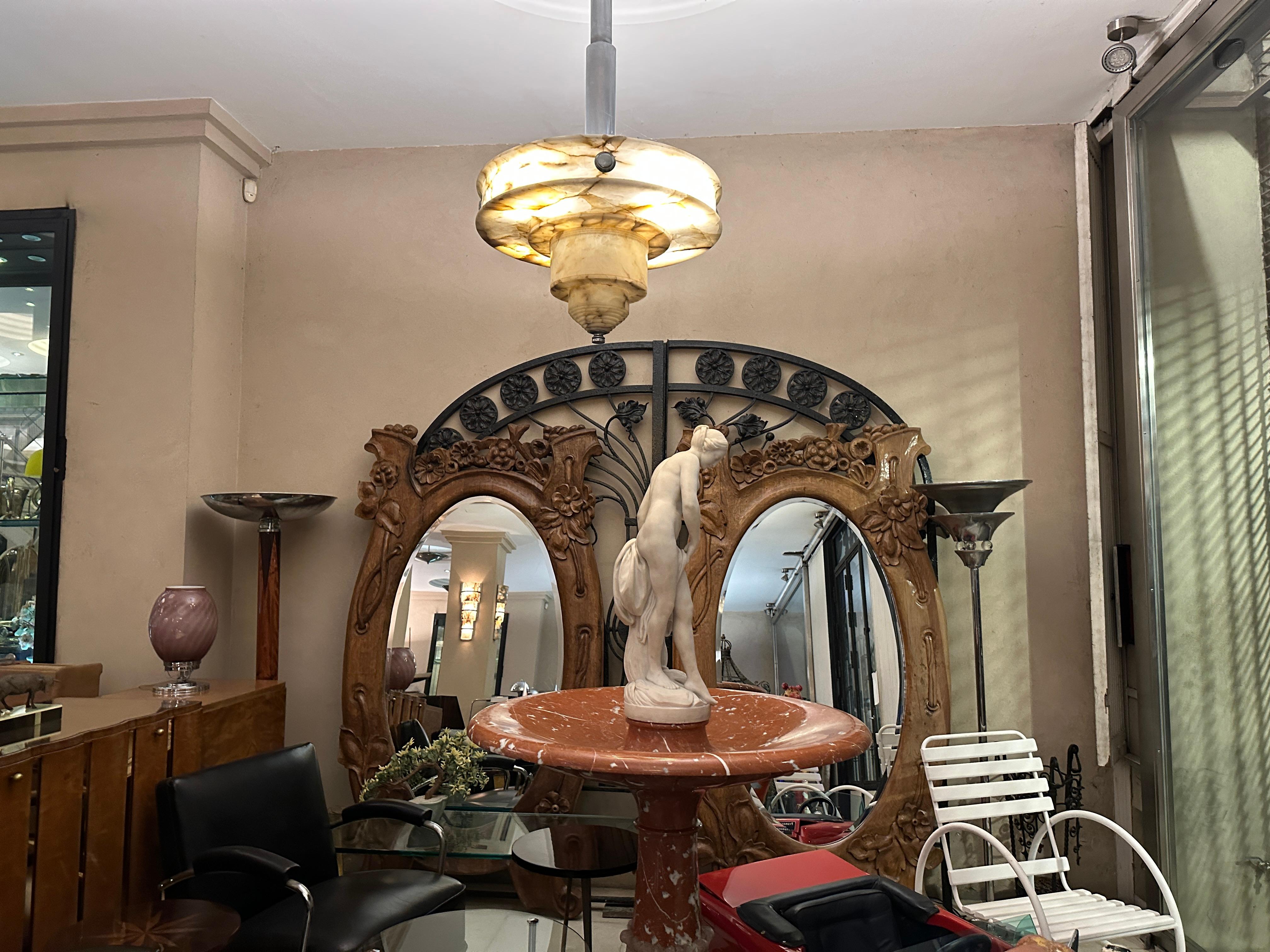 Stupefacente lampadario in alabastro e cromo, stile Art Déco, 1935 in vendita 9