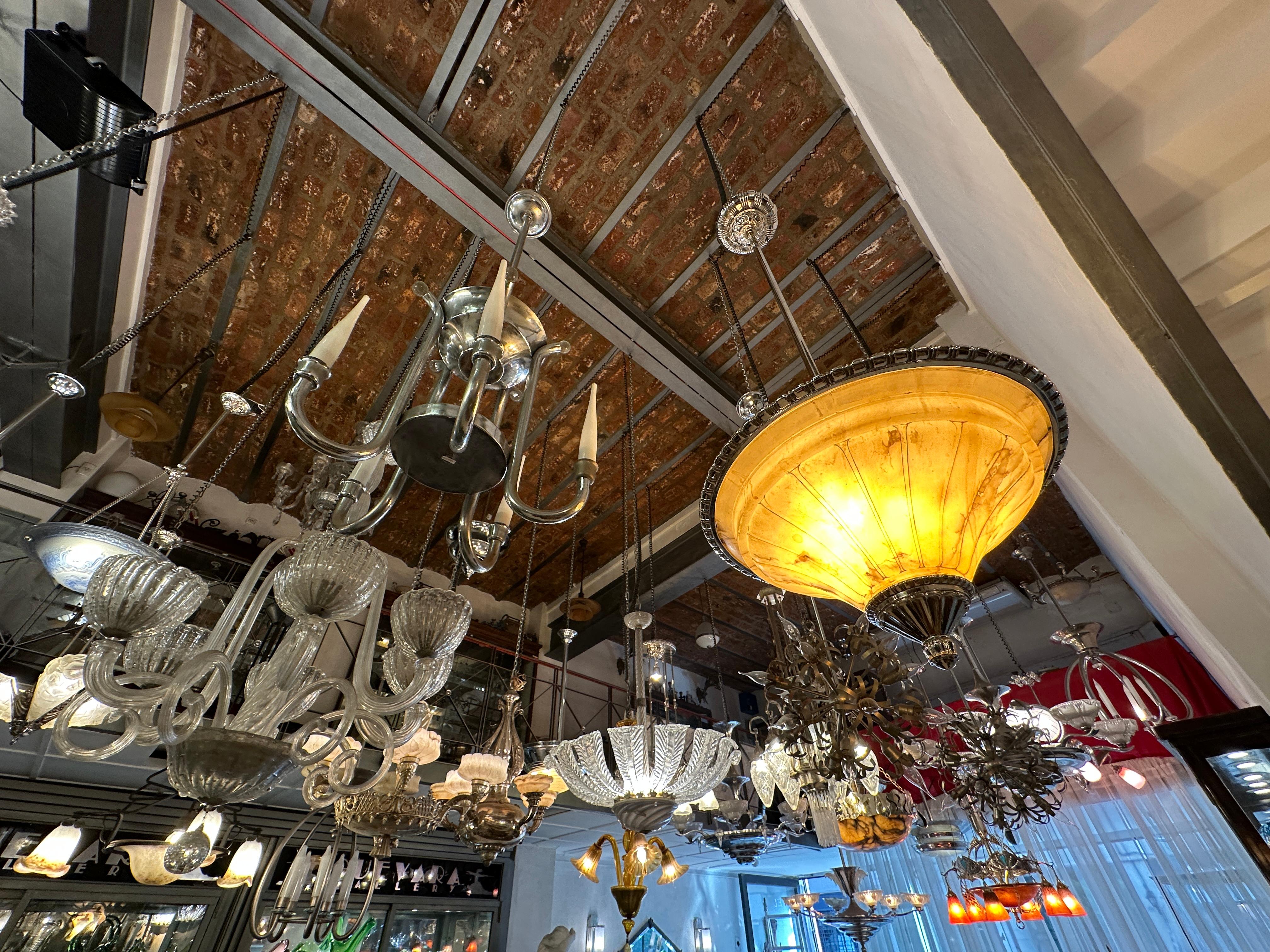 Amaizing Chandelier in Alabaster and silver plated bronze, Art Deco Style, 1920 For Sale 9