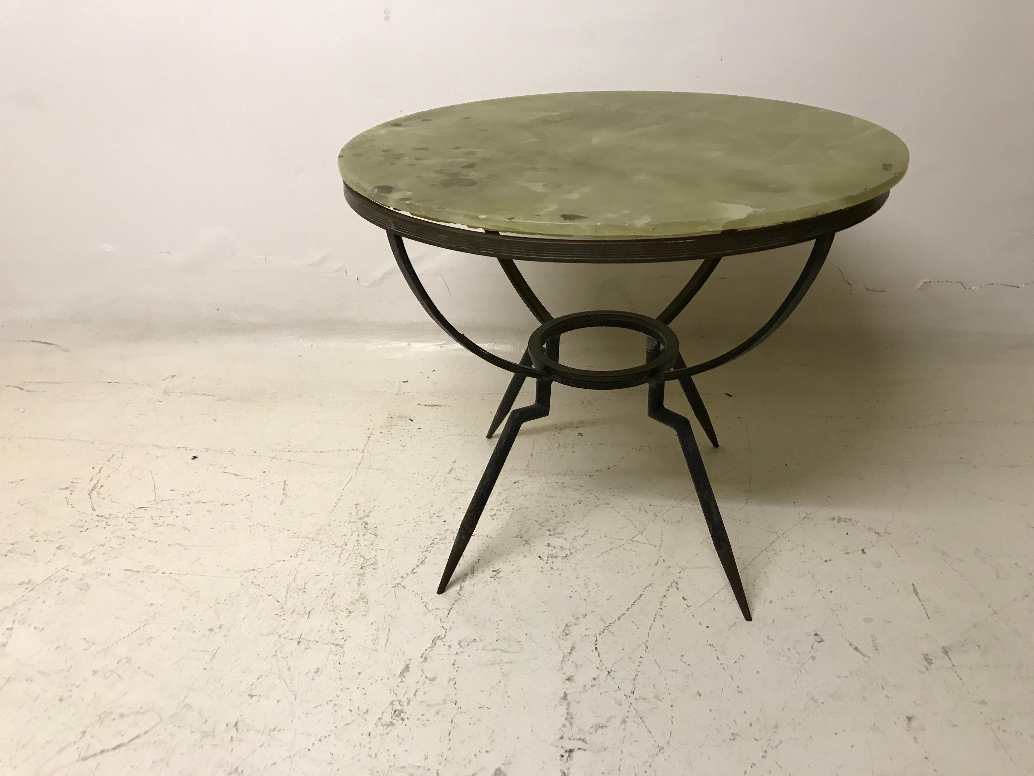Amaizing Italian table.

Materials: iron and marble
If you want to live in the golden years, this is the coffe table that your project needs.
We have specialized in the sale of Art Deco and Art Nouveau and Vintage styles since 1982. If you have any