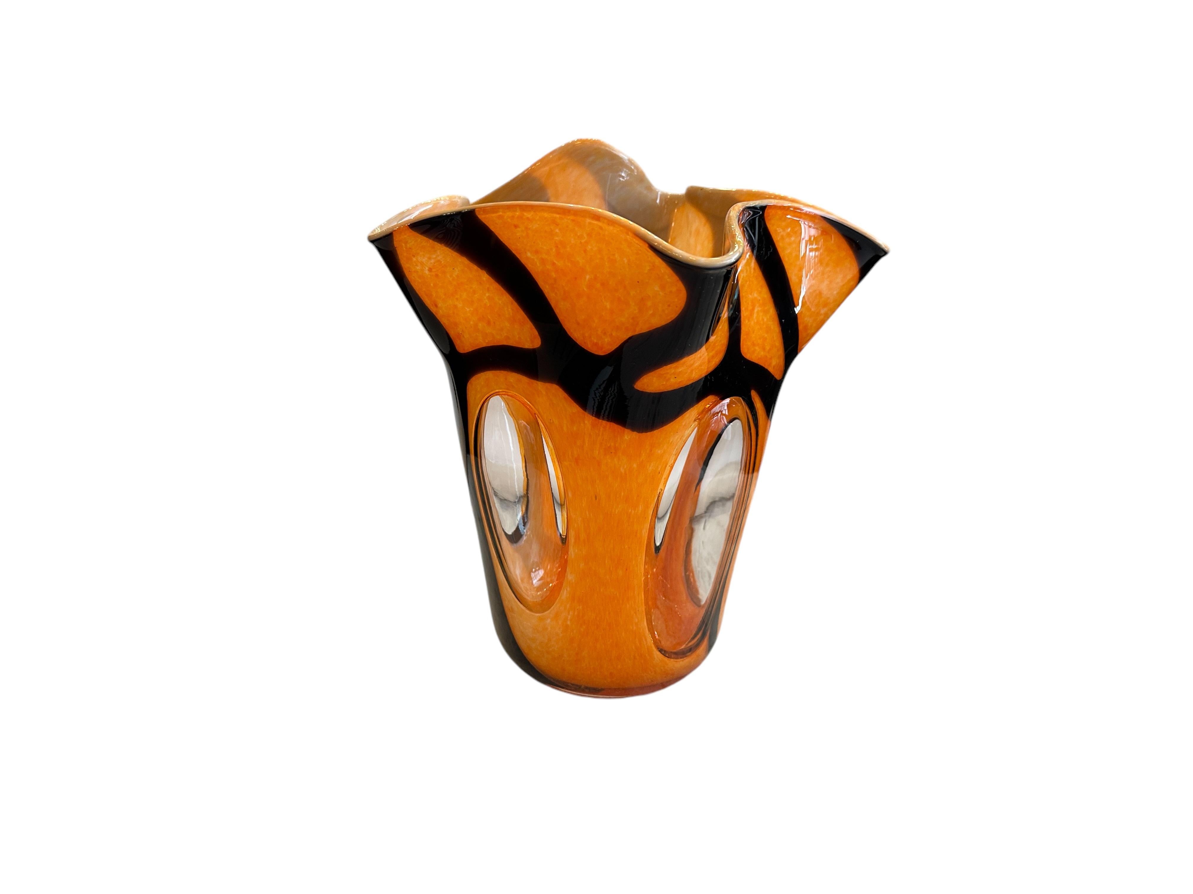 Murano
Dal 1982 siamo specializzati nella vendita di oggetti in stile Art Déco, Art Nouveau e Vintage. Per qualsiasi domanda siamo a vostra disposizione.
Premendo il pulsante 