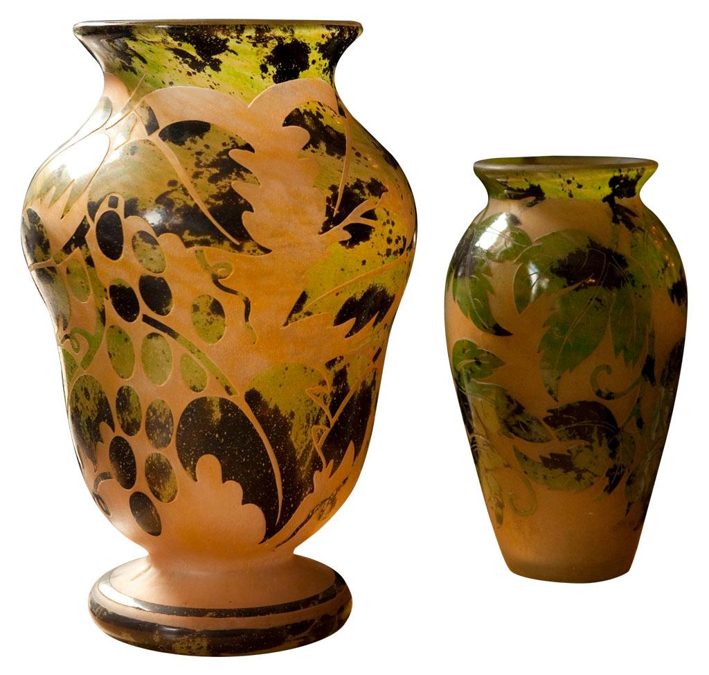 Amaizing Vase Sign: Degué, Made in France For Sale 11
