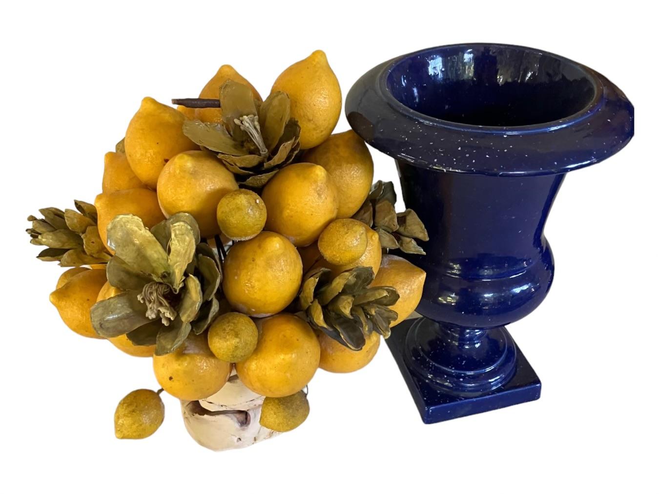 Costa de Amalfi Limones en jarrones azules de imitación piedra Pintado a mano en venta