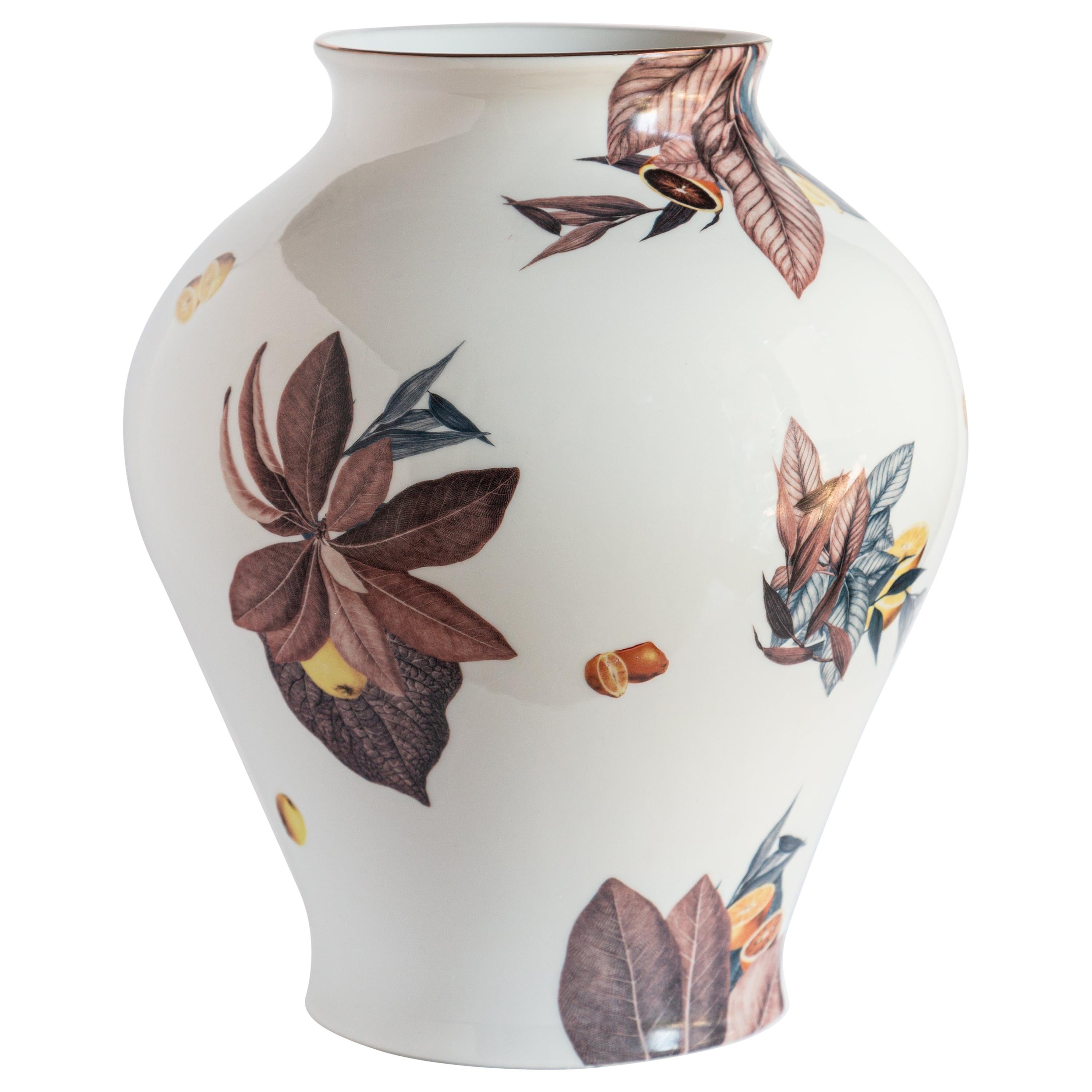 Amalfi, Contemporary Porcelain Vase with Decorative Design by Vito Nesta