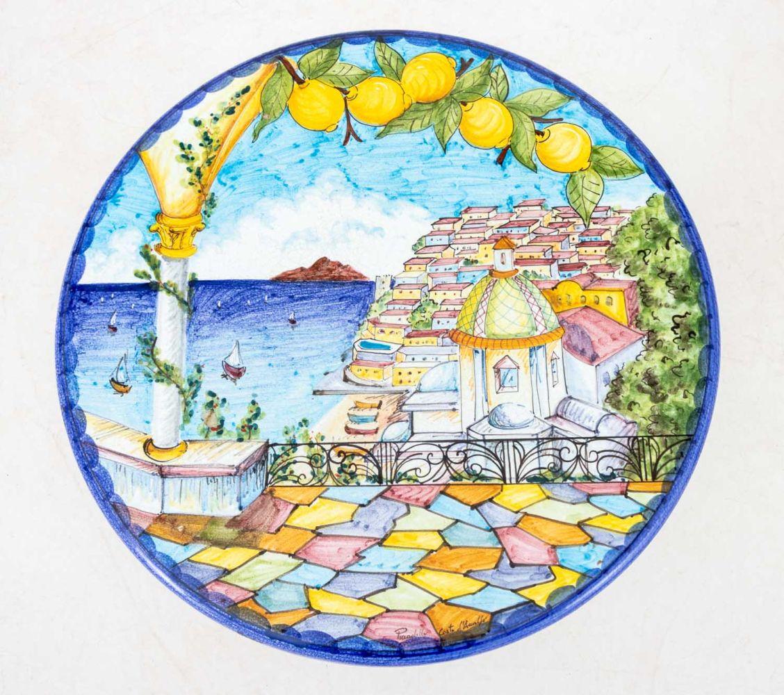 Mesa auxiliar con tapa de piedra de lava y paisaje de Amalfi Italiano en venta