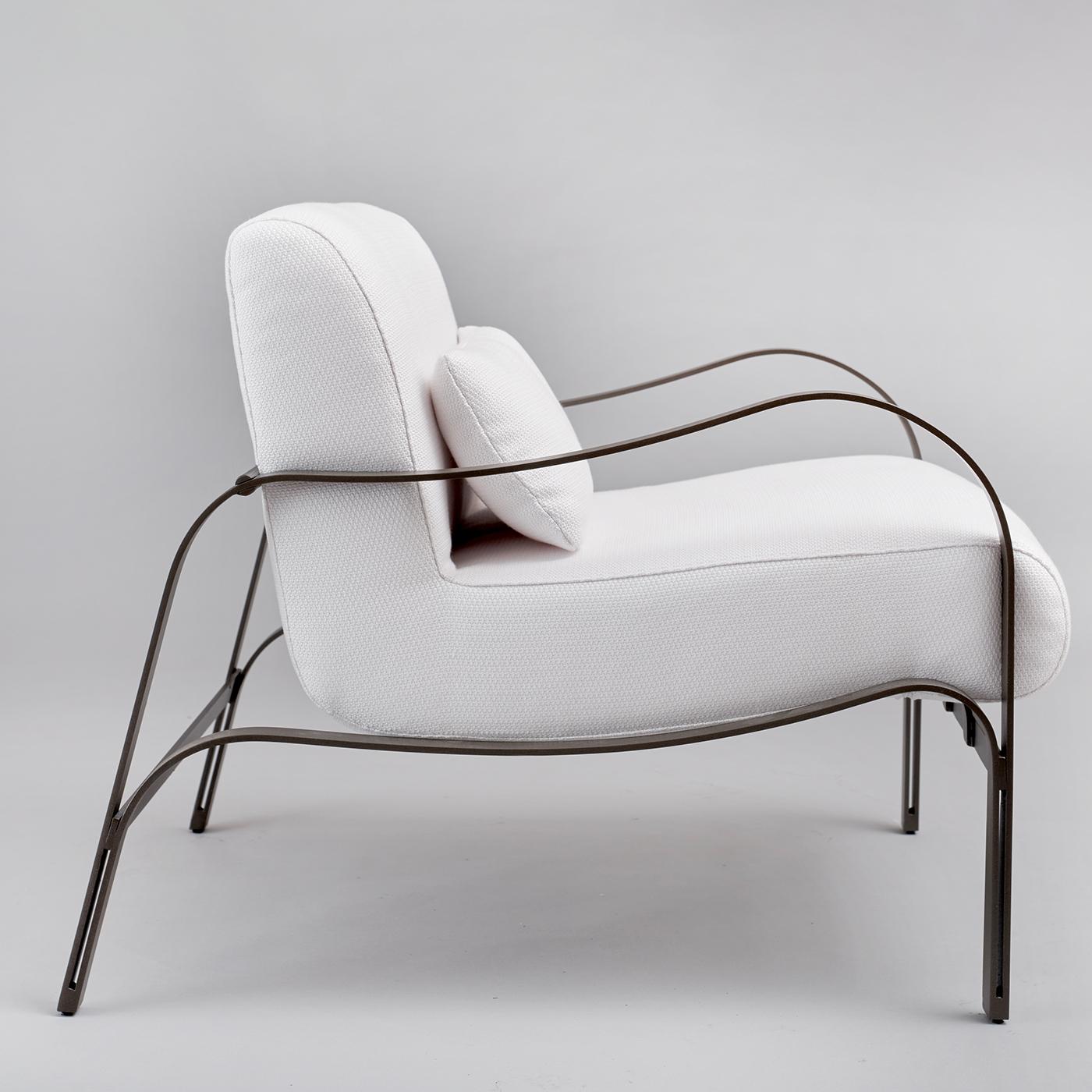 Italian Amalfi White and Gray outdoor Armchair by Studio 63 in Stainless Steel For Sale
