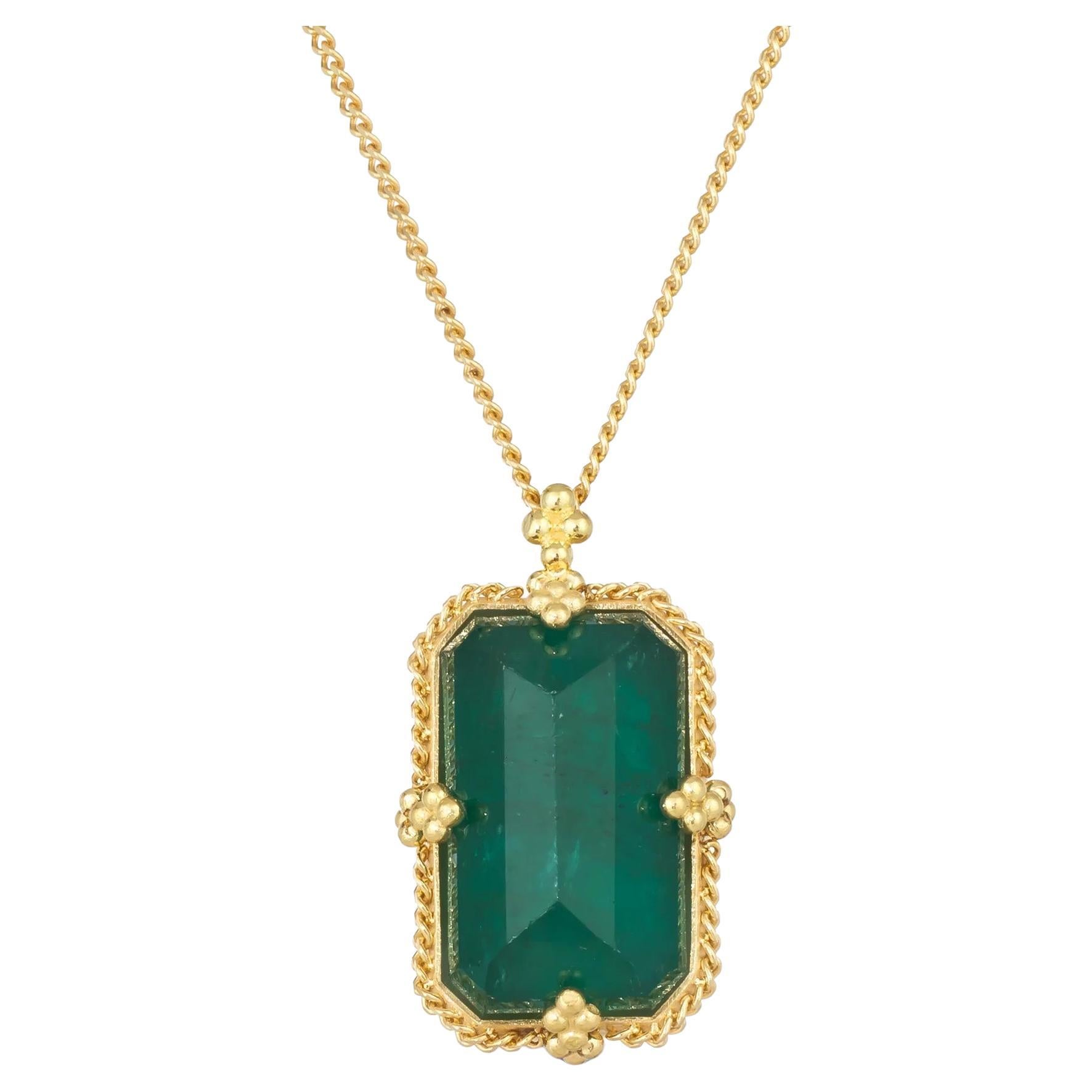 Amáli Rectangular Emerald Necklace For Sale