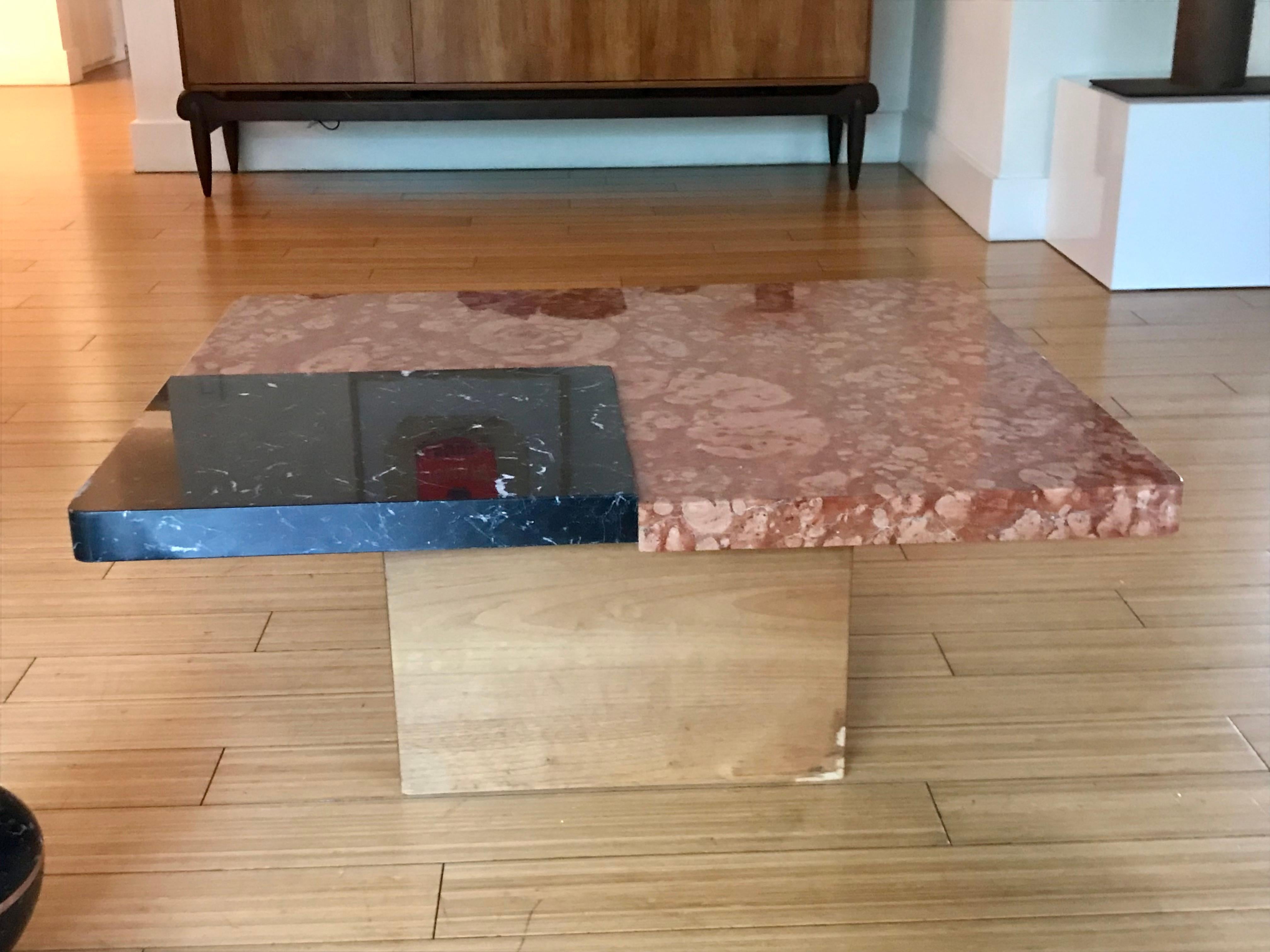 Fossilized Marble Table + Two Vases Amalia Schultless For Sale 3