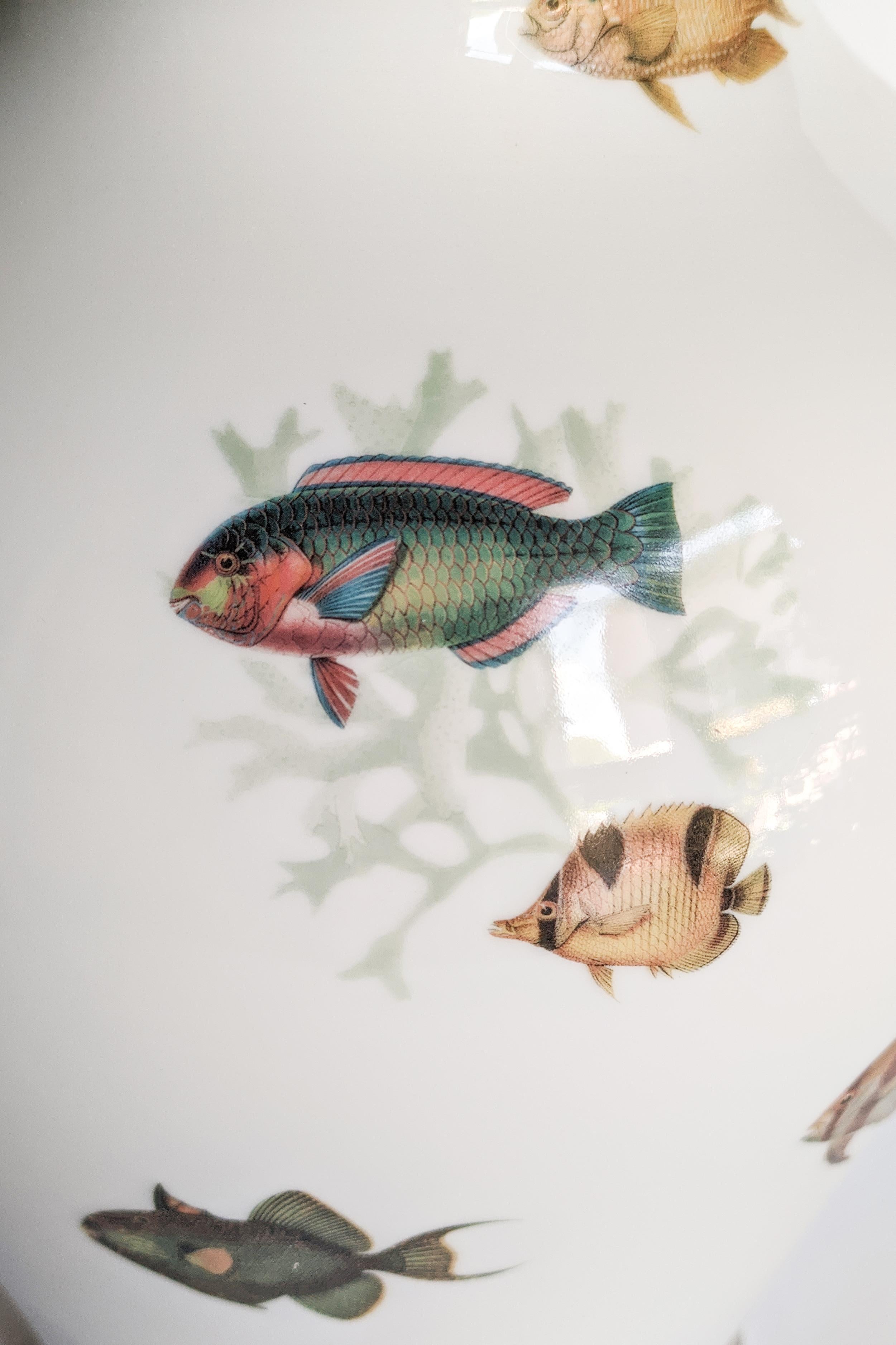 Amami, Zeitgenössische Porzellanvase mit dekorativem Design von Vito Nesta im Zustand „Neu“ im Angebot in Milano, Lombardia