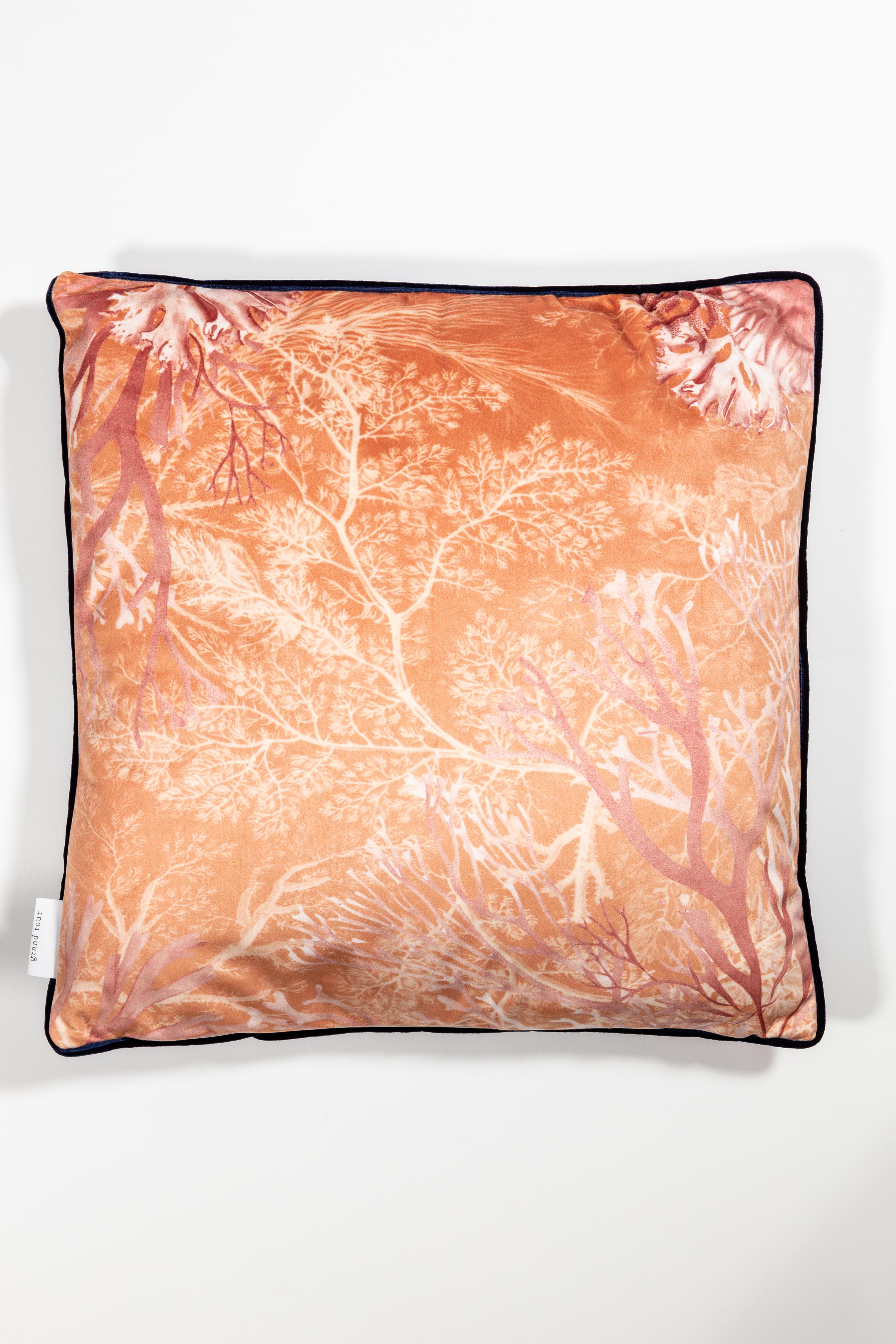 Amami, Contemporary Velvet Printed Pillow by Vito Nesta For Sale 4