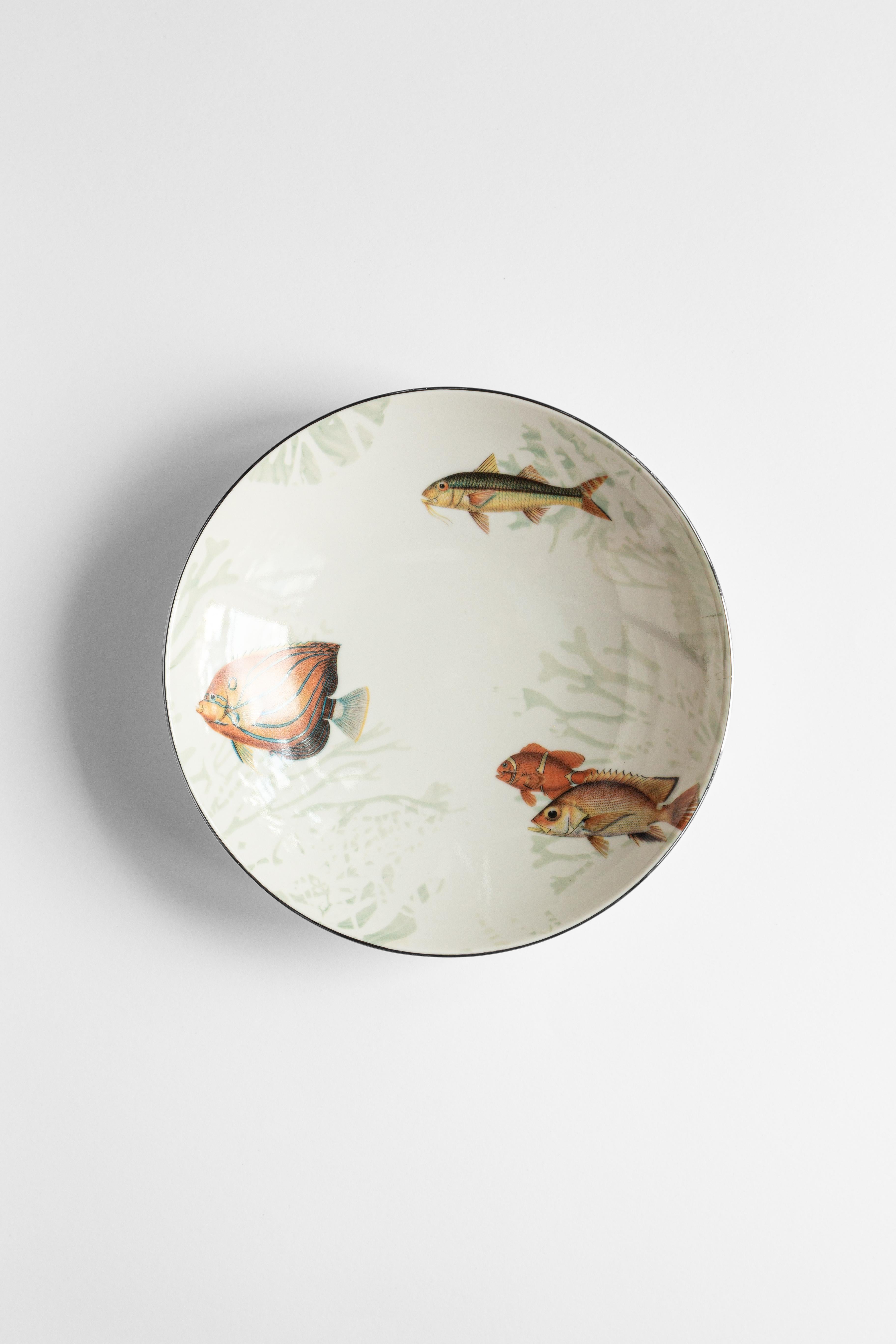 Amami, Six Contemporary Porcelain Soup Plates with Decorative Design For Sale 3