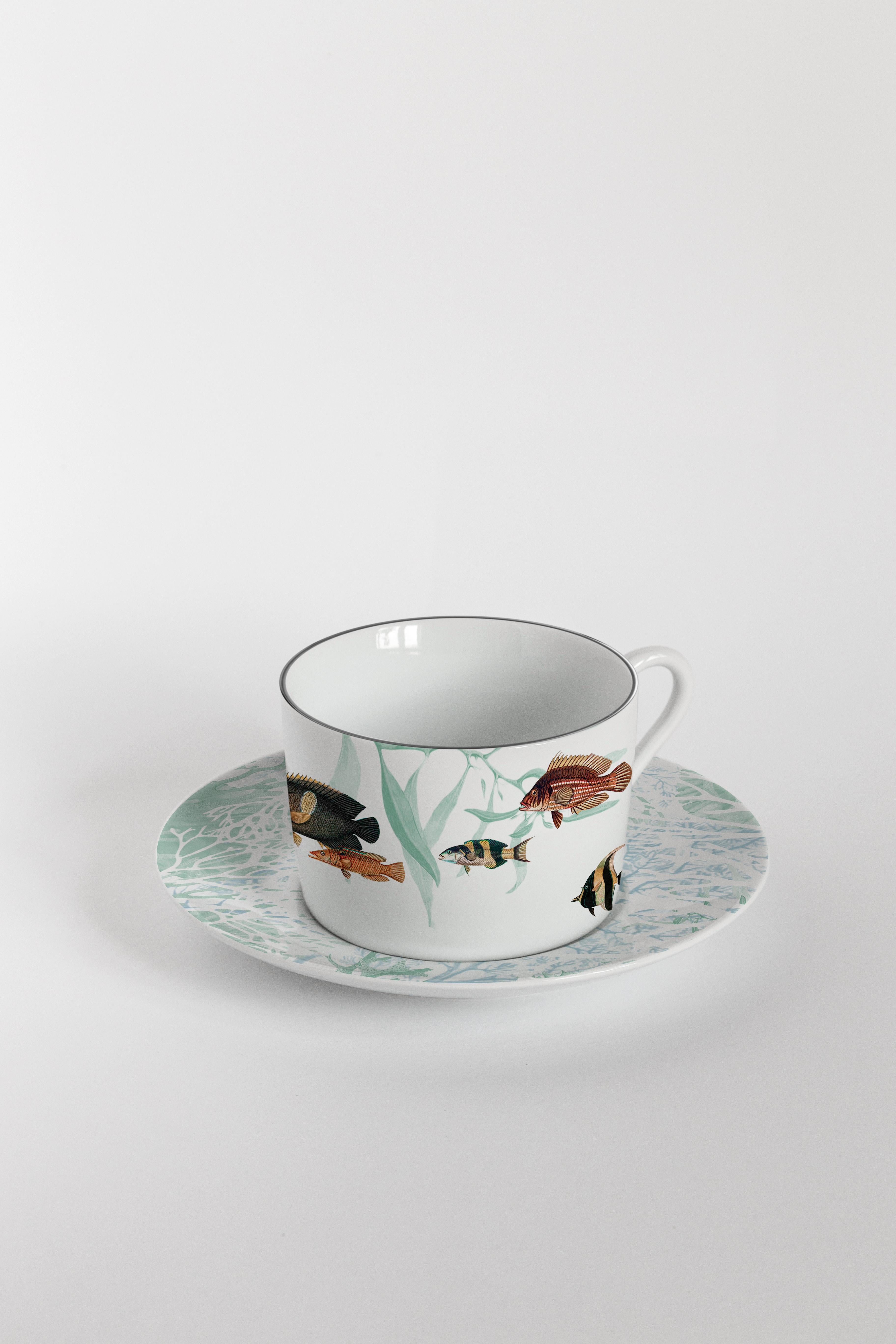 Amami:: Teeservice mit sechs zeitgenössischen Porzellanen mit dekorativem Design (21. Jahrhundert und zeitgenössisch) im Angebot