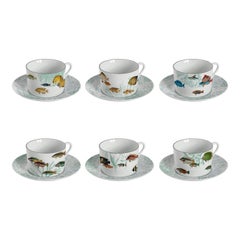 Amami, Tea Set with Six Contemporary Porcelains with Decorative Design