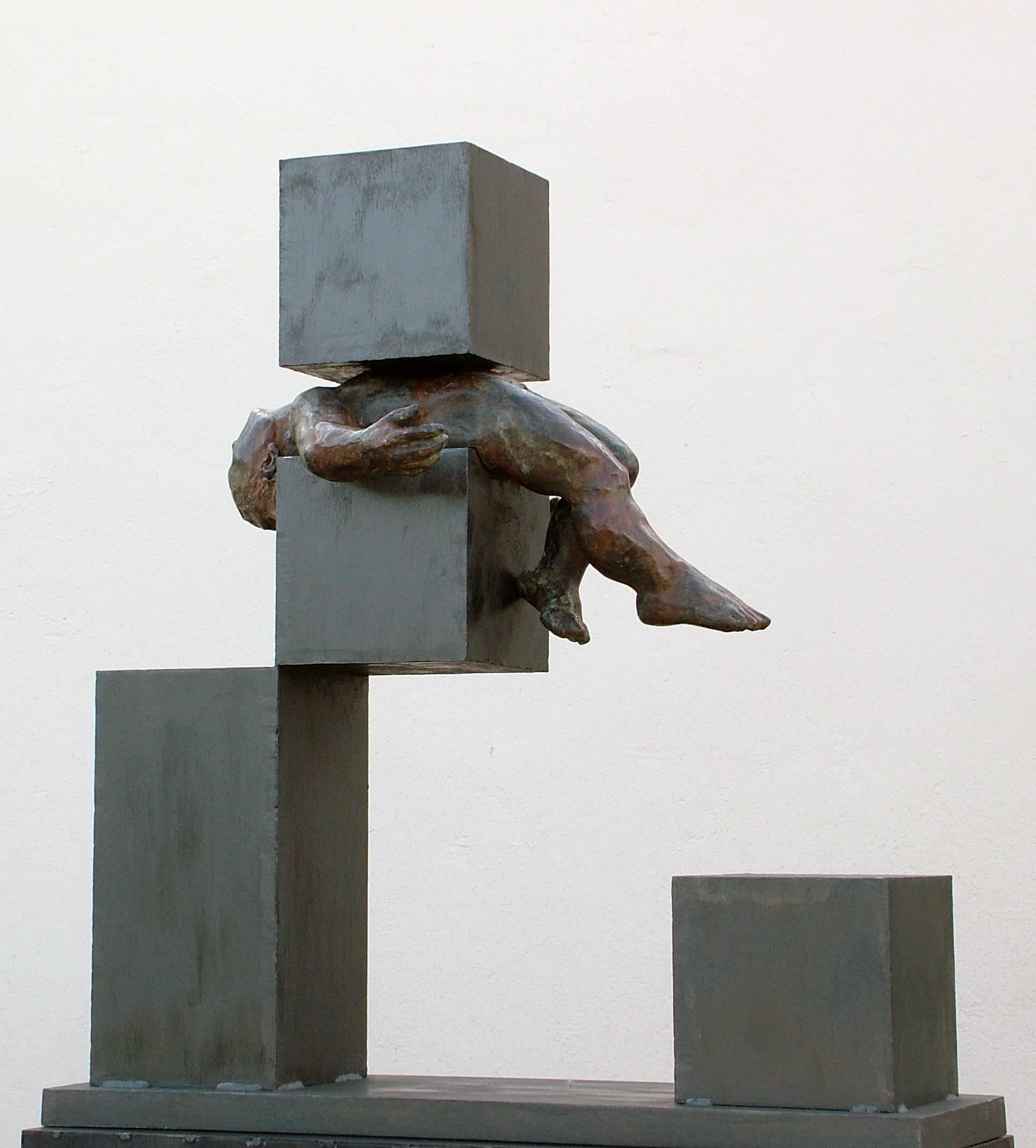 Amancio  Sculpture originale en bronze d'Icaro I - Or Figurative Sculpture par Amancio González Andrés
