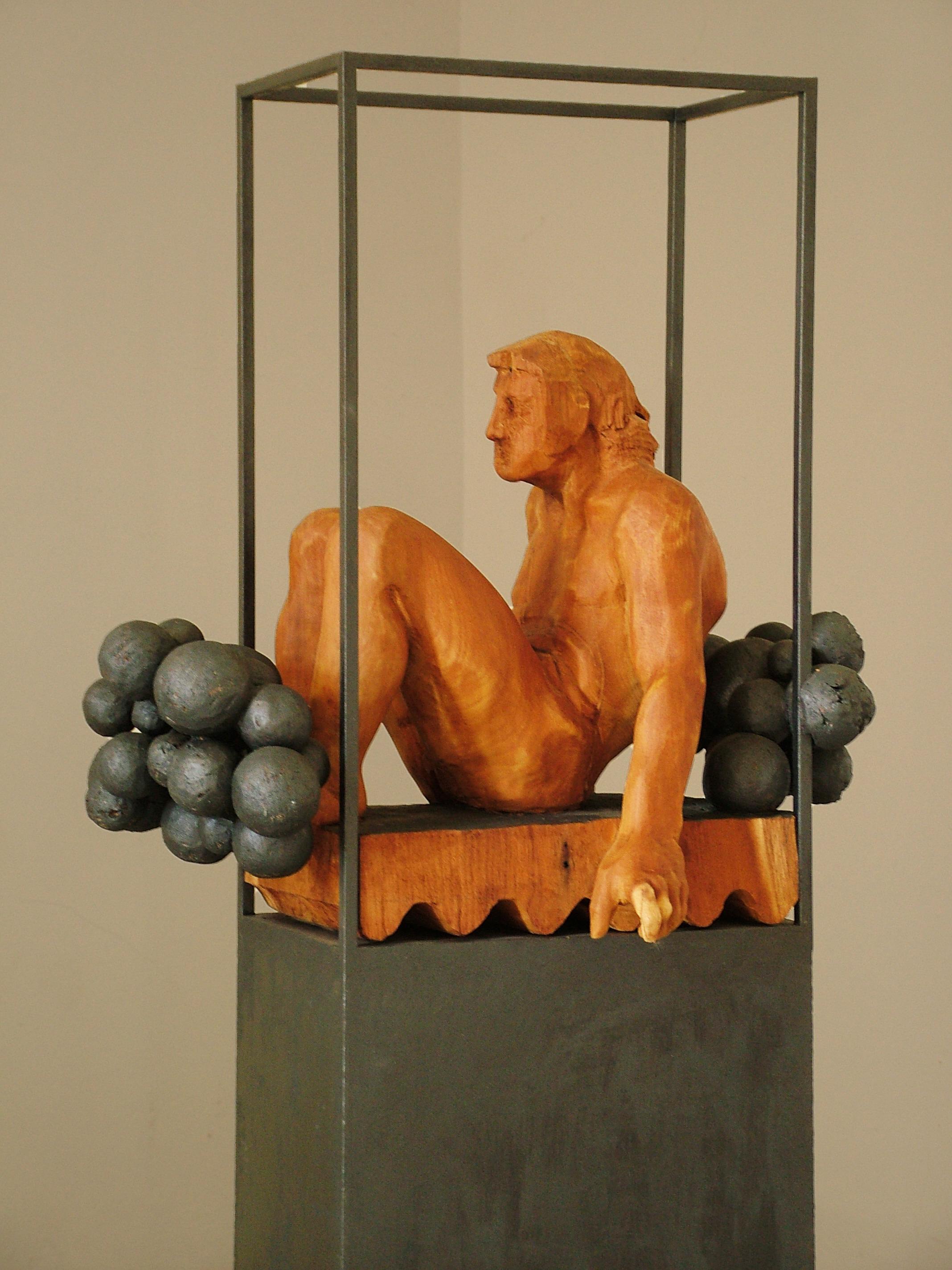 Amancio González Andrés Figurative Sculpture - Amancio   Niebla  Iron and Wood. original  sculpture