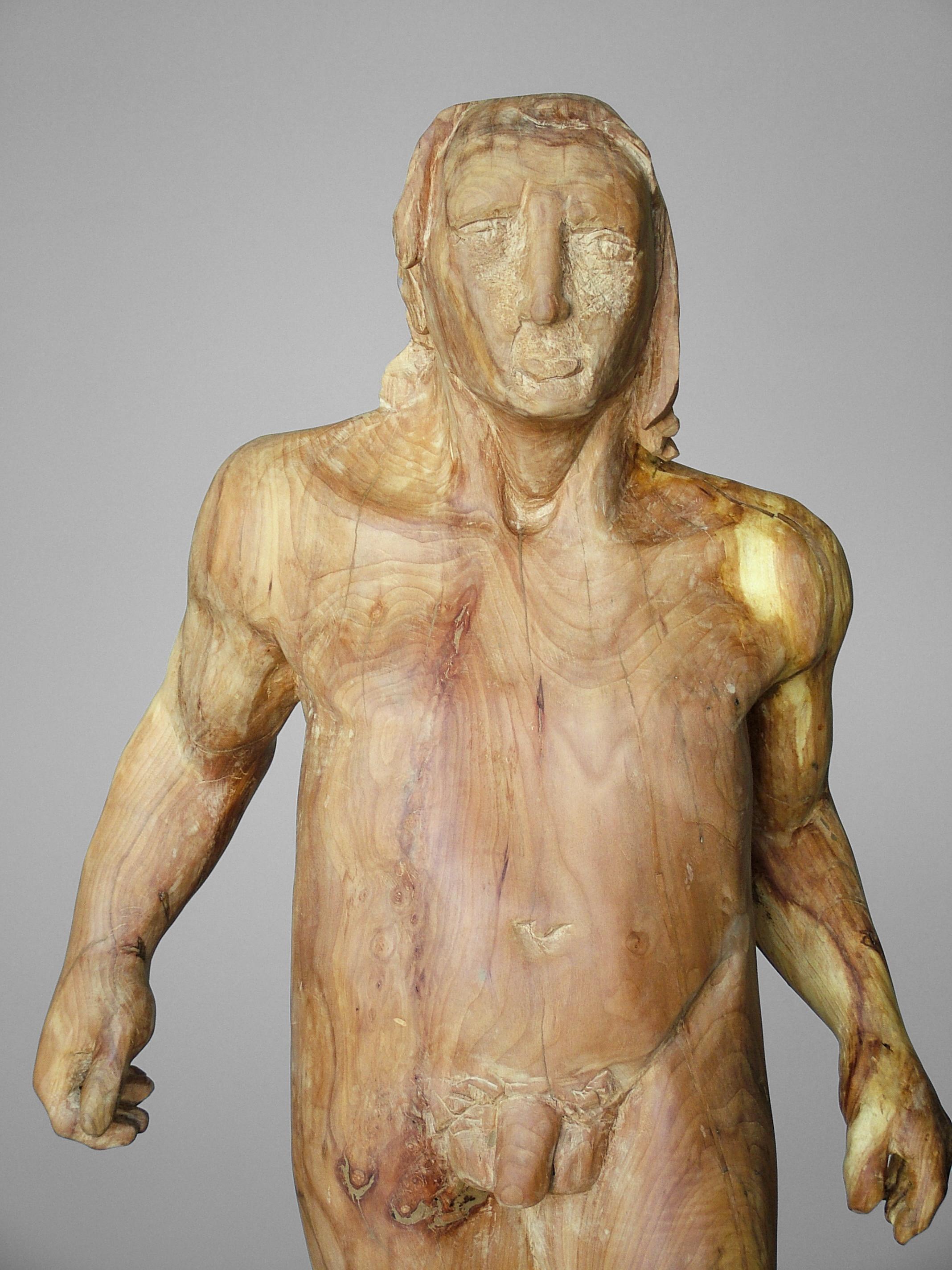 Amancio 72 Man  Perseo  wood  original  sculpture - Brown Figurative Sculpture by Amancio González Andrés