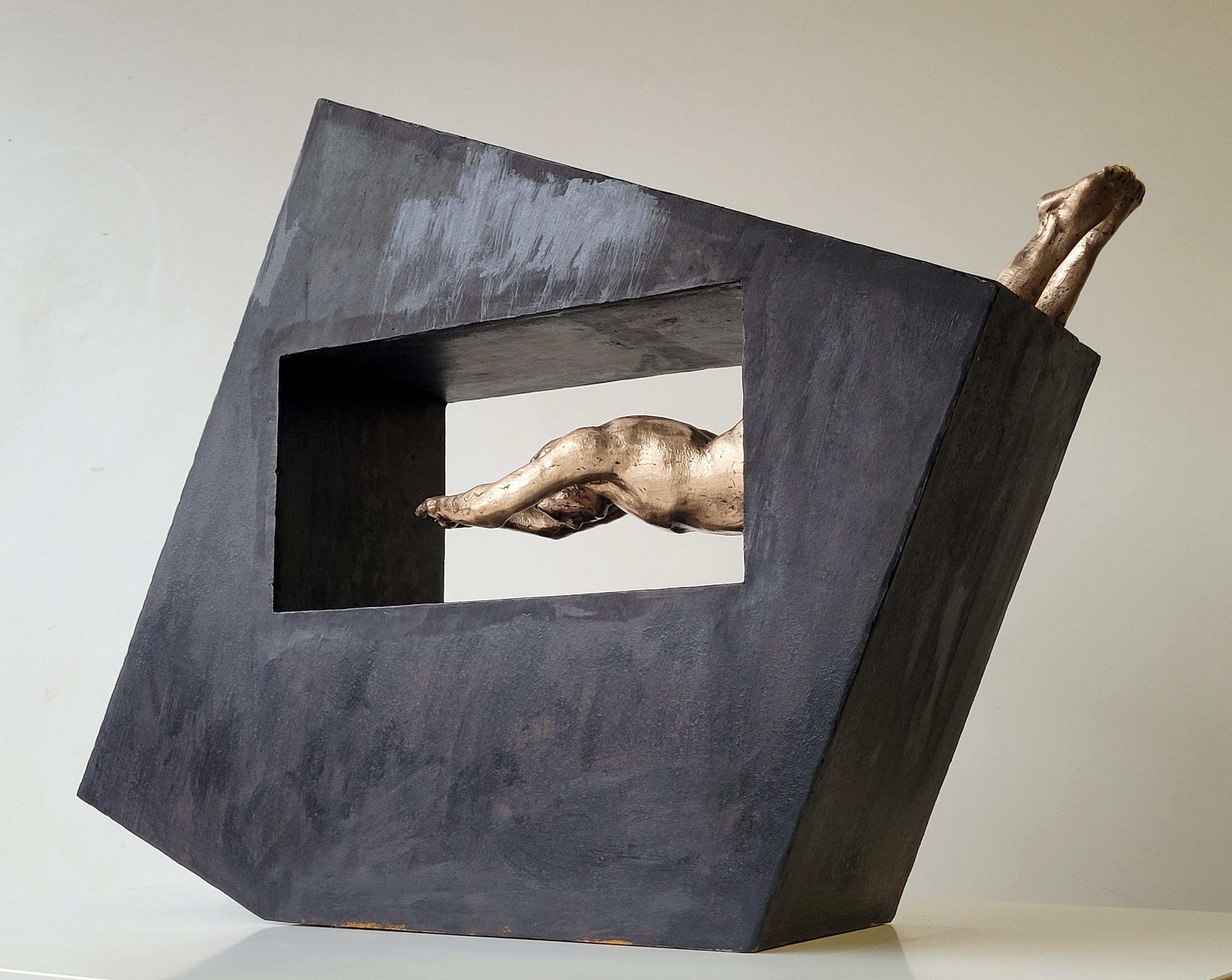 Amancio. EL SALTO II. original bronze. iron  sculpture - Gold Figurative Sculpture by Amancio González Andrés