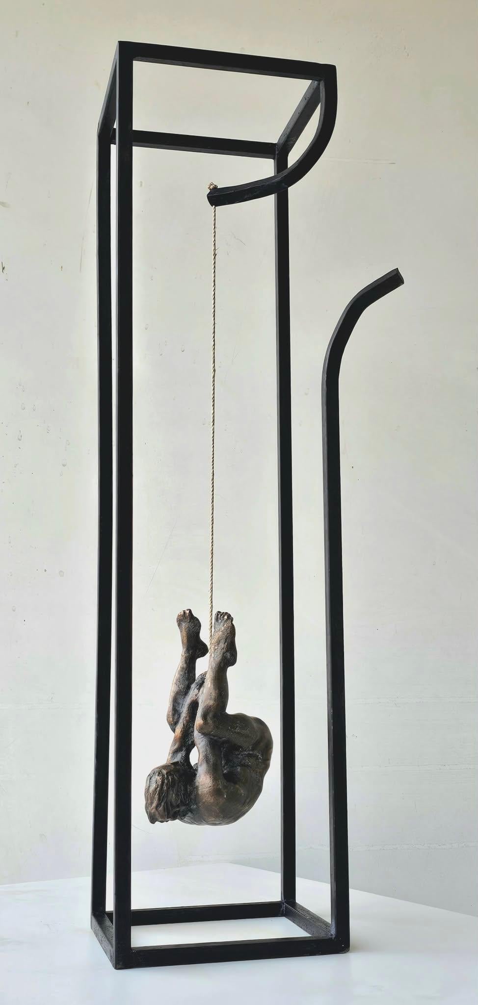 El Hombre Araña IV Escultura abstracta española contemporánea de bronce, 2017