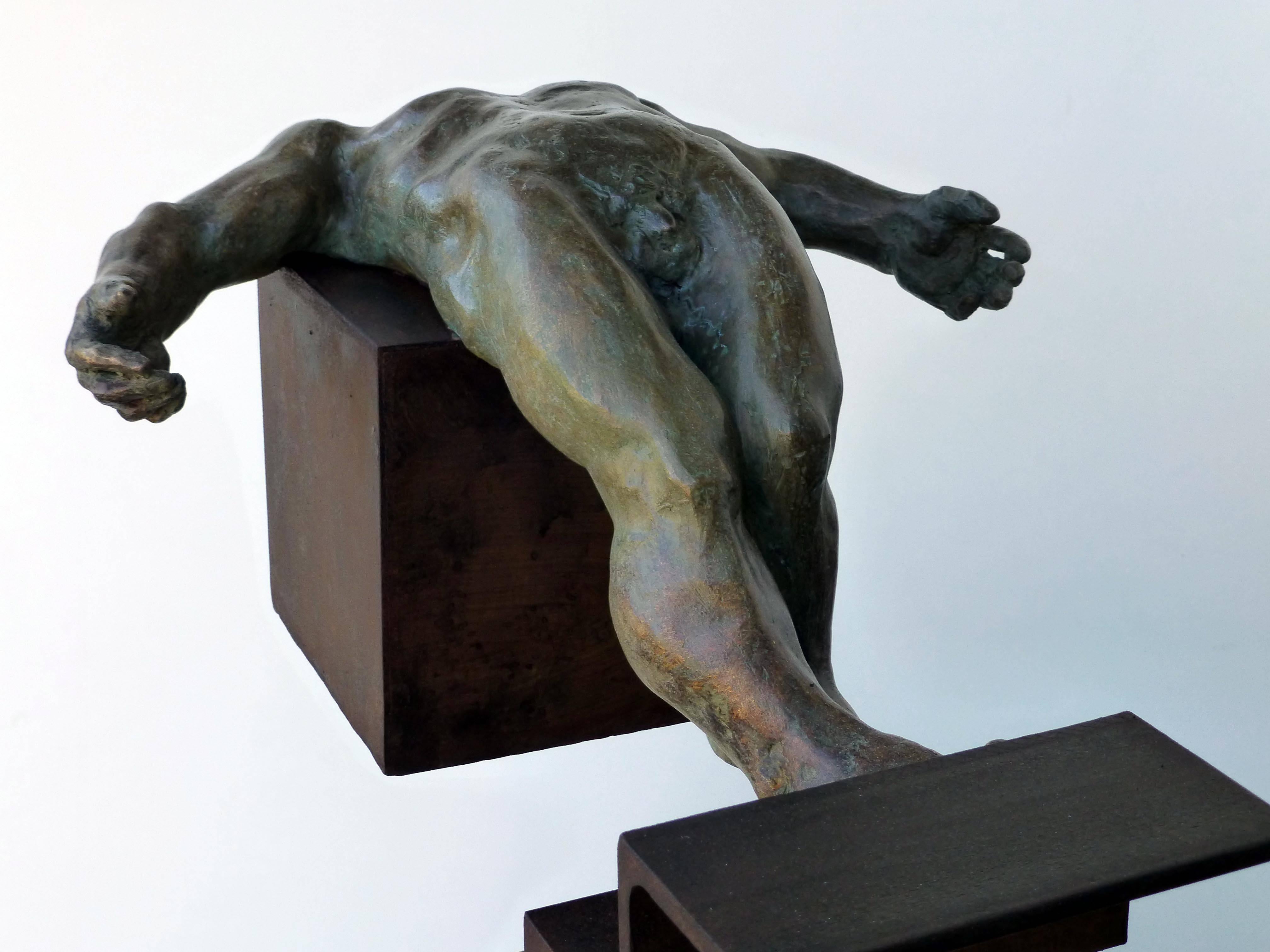 Amancio   Iron. Bronze. ICARO III. Sculpture For Sale 2