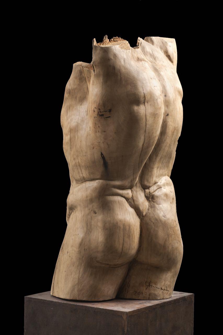 torso 3. original wood sculpture - Sculpture by Amancio González Andrés