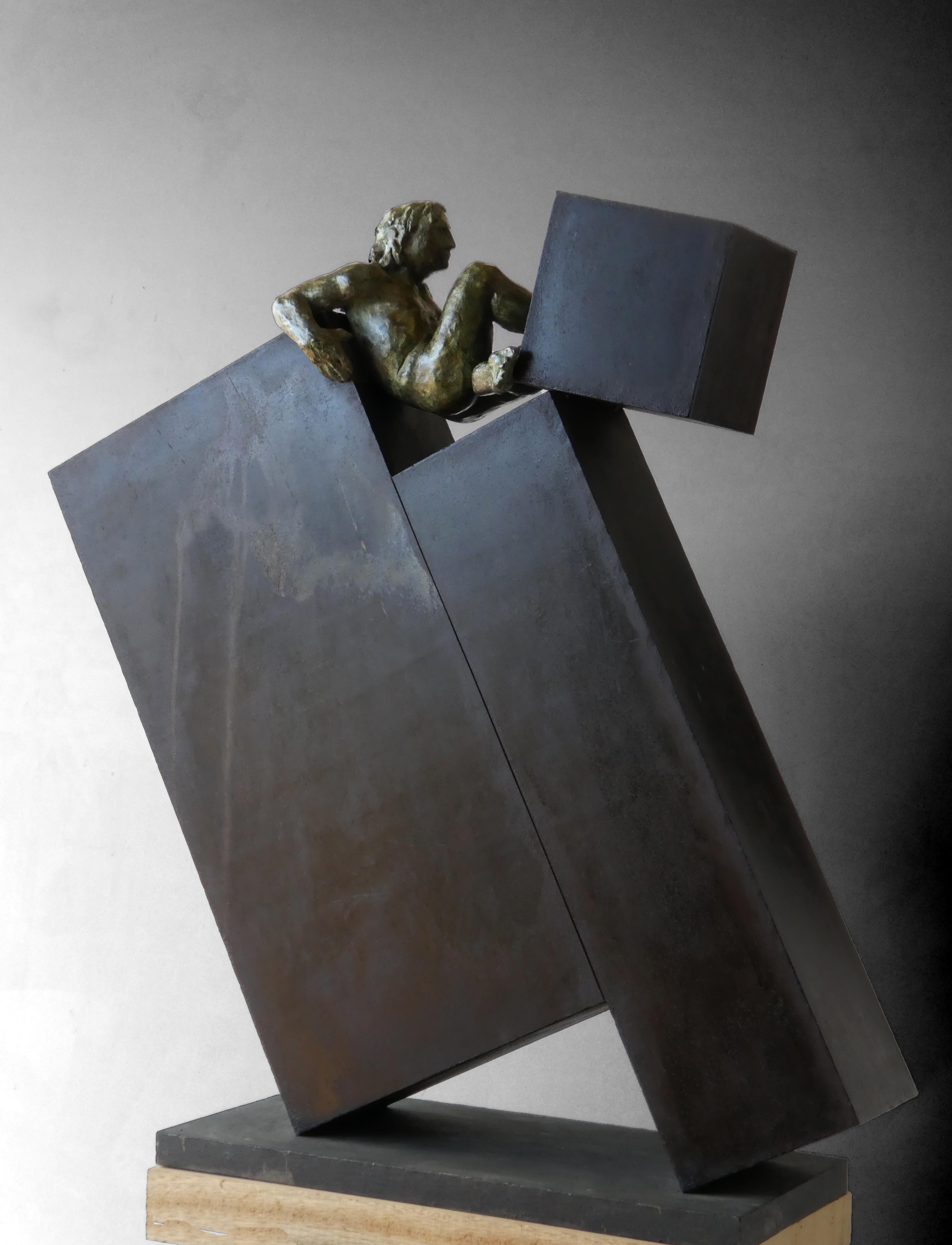 AMANCIO 14 Deconstrucción  III. escultura original bronce hierro en venta 9