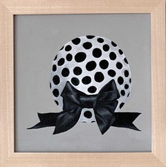 "Surprise Ball" Peinture acrylique sur toile minimal noir & nœud cadeau festif points.