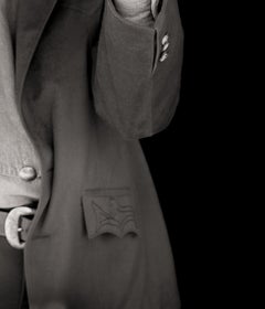 Non oggi, Stampa fotografica contemporanea in bianco e nero su metallo