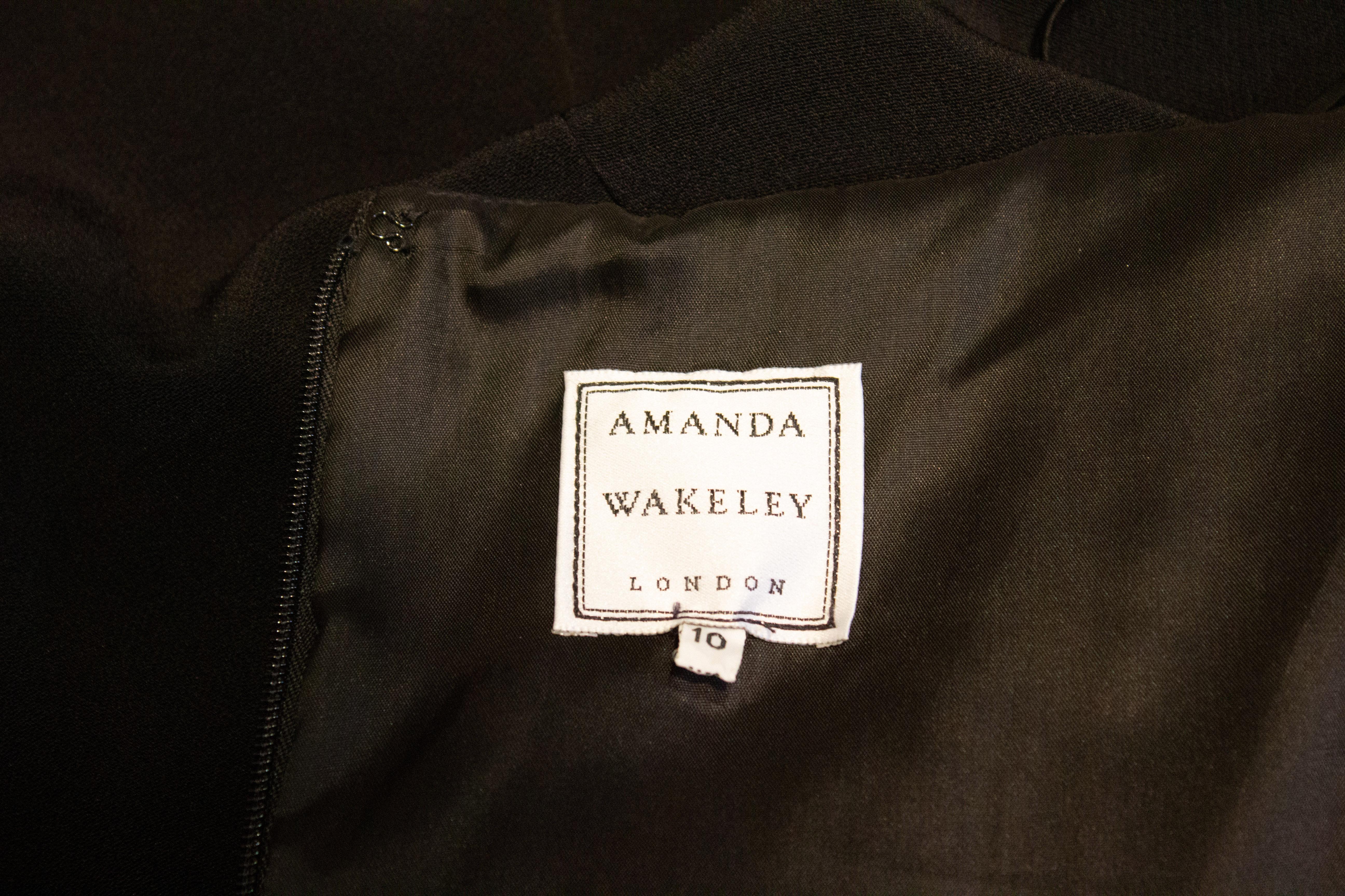 Amanda Wakeley Vestido de cóctel negro sin tirantes en venta 2