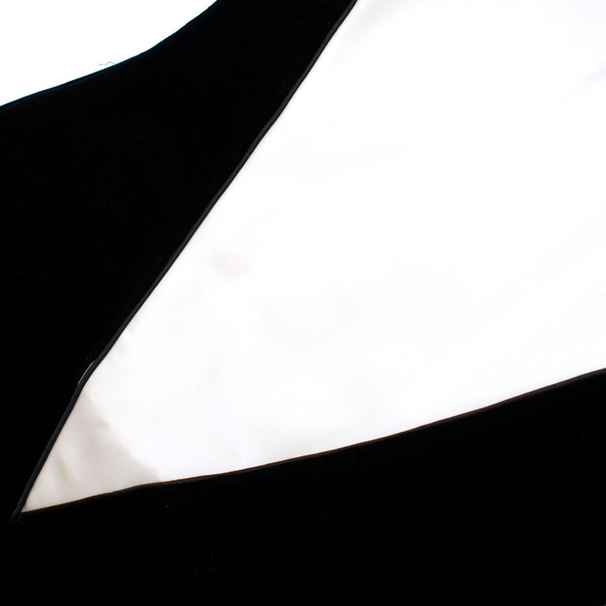 Amanda Wakeley Black Velvet Dress with White Silk Insert - Size US 4 For Sale 1