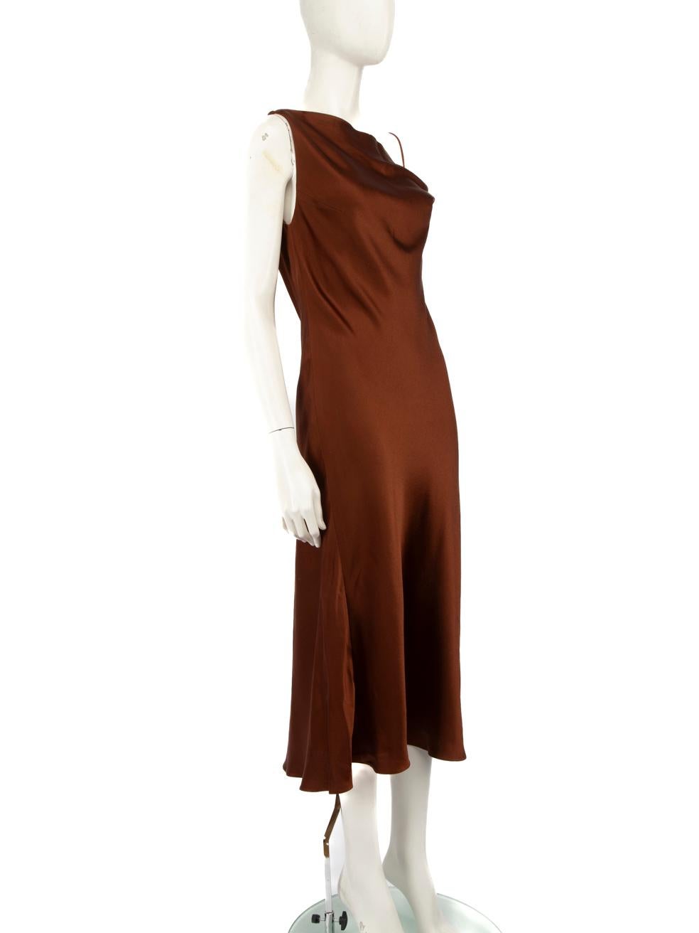 CONDITION is Very good. Minimal wear to the dress is evident. Plucks to the weave across the front of this used Amanda Wakeley designer resale item.

Details


Brown 

Viscose

Dress

Midi

Sleeveless

Cowl neck

Strap detail



Made in