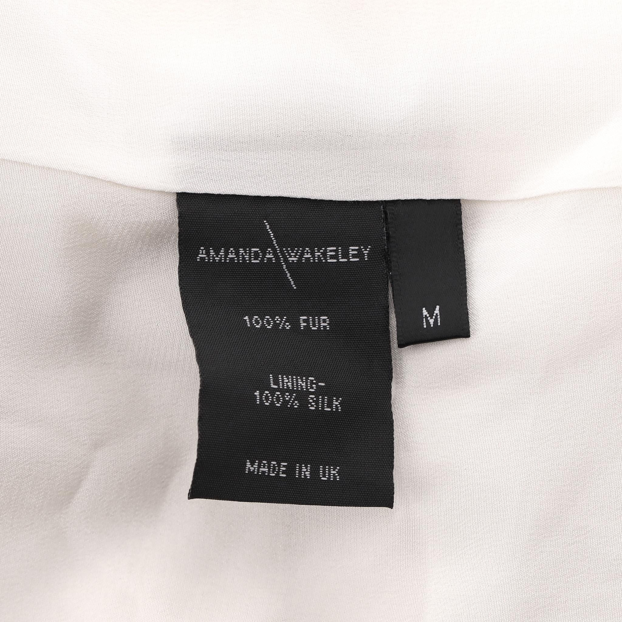 Amanda Wakeley Manteau de fourrure à panneaux en vente 2
