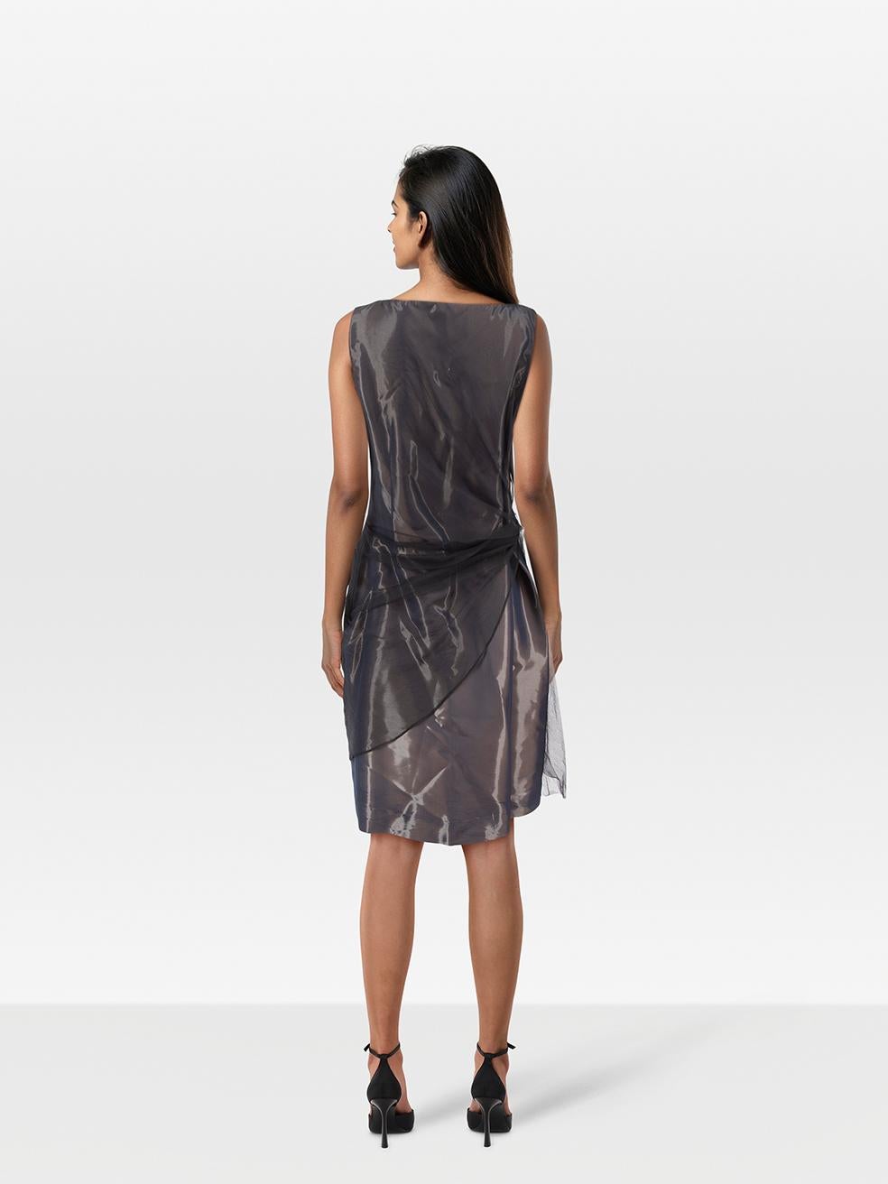 La condizione è molto buona. Questo articolo usato della stilista Amanda Wakeley non presenta alcun segno di usura visibile.
 
 Dettagli
 
 
 Multicolore¬†
 
 Sintetico
 
 Abito
 
 Lunghezza mini
 
 Tono metallico
 
 Dettaglio arricciato
 
 Il