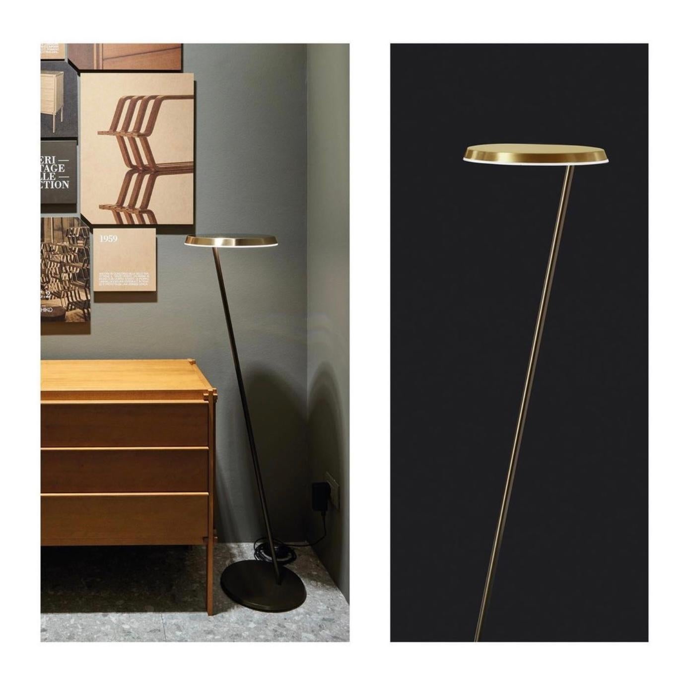 Painted 'Amanita' Floor Lamp by Mariana Pellegrino Soto for Oluce For Sale