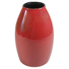 AMANO – Vintage-Vase aus Keramik – reichhaltige rote Glasur – Deutschland – spätes 20. Jahrhundert