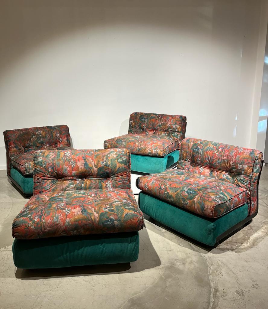 Rare Bellini sofa in 4 parts by B&B Italia with black lacquered fiber glass structure and jungle original fabric. Italy, 1960-70’s.