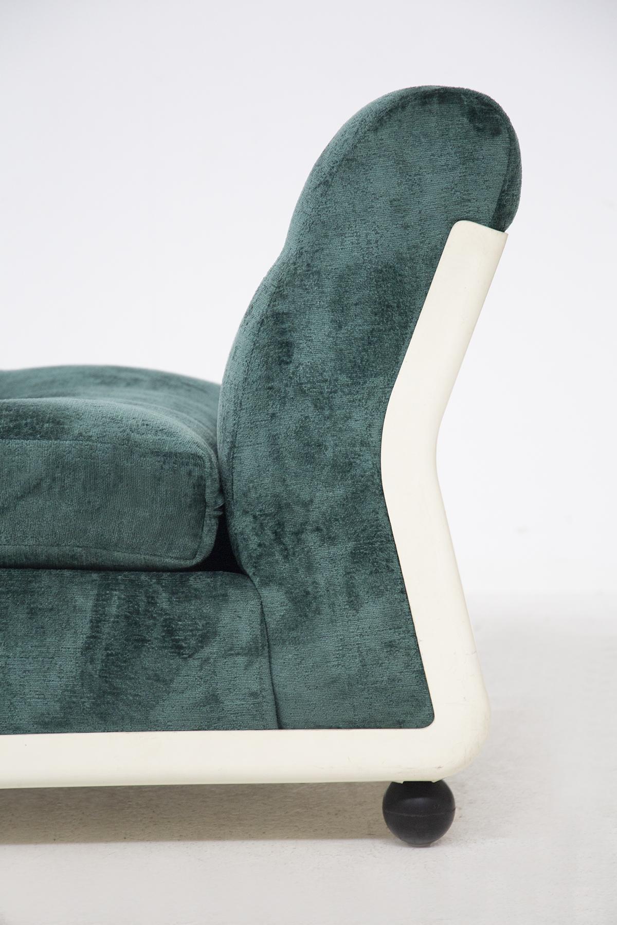 Amanta Armchairs by Mario Bellini for C&B in Green Velvet with Round Feet 4