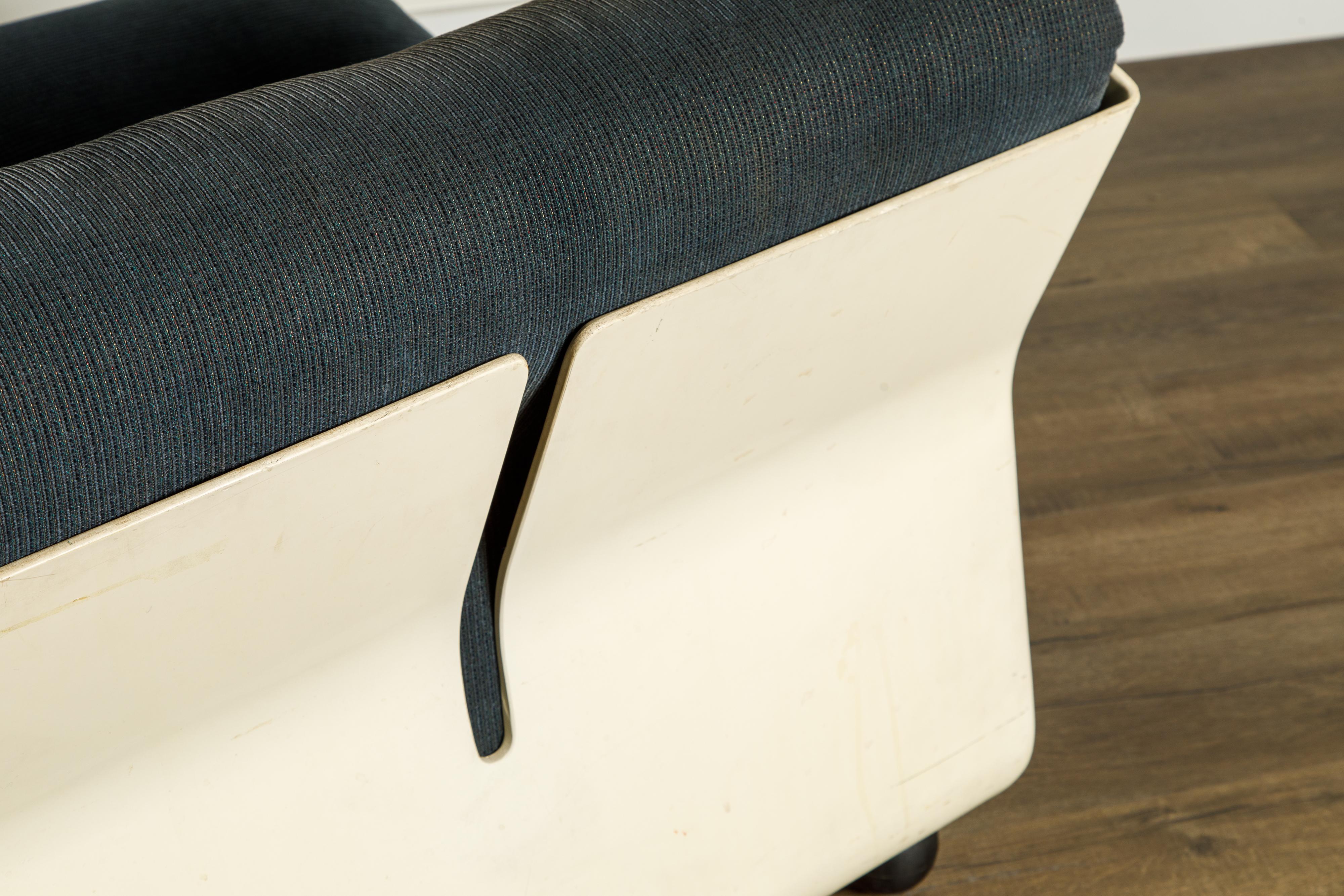 'Amanta' Fiberglass Lounge Chair by Mario Bellini for C&B Italia, c. 1966 Signed 6