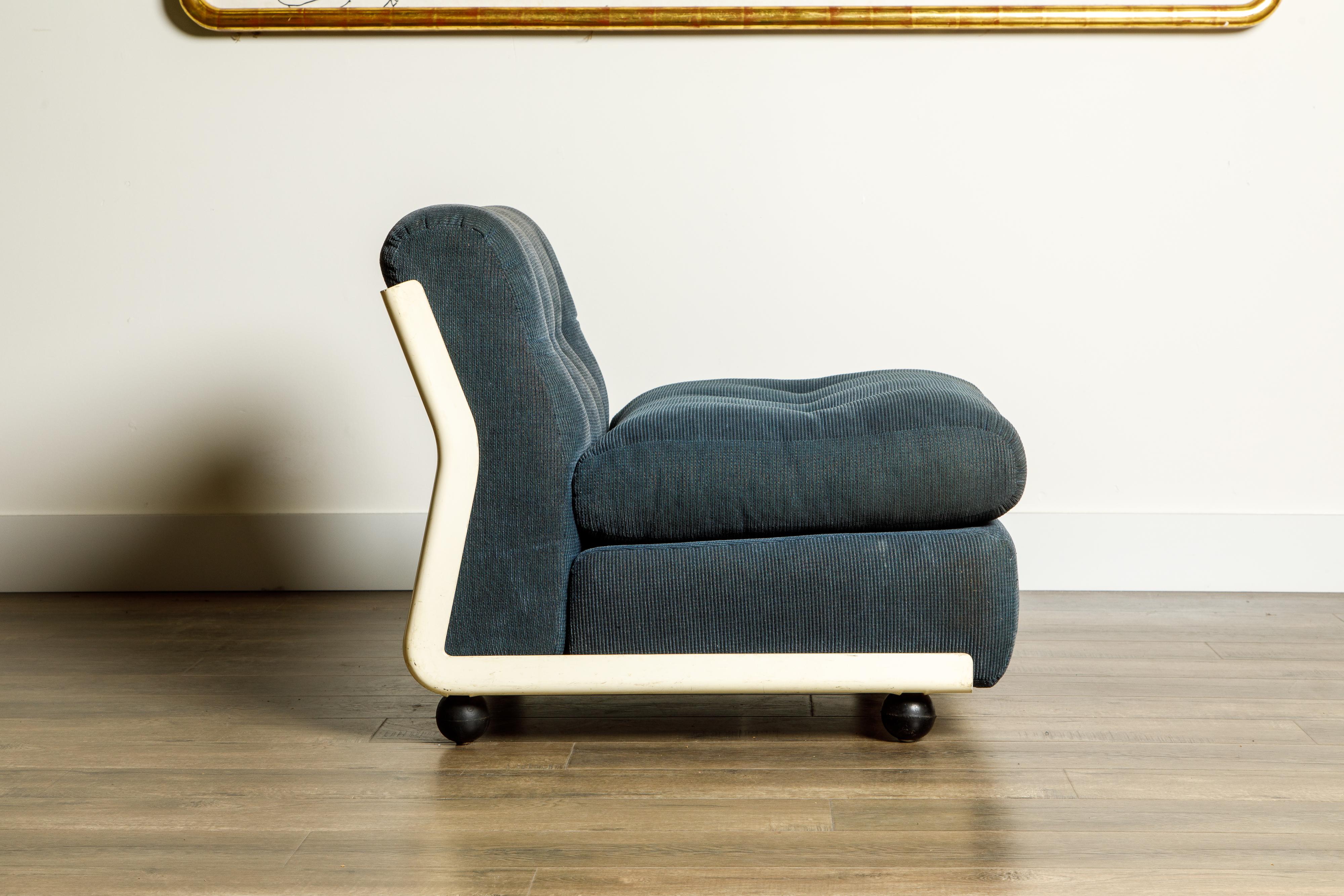 'Amanta' Fiberglass Lounge Chair by Mario Bellini for C&B Italia, c. 1966 Signed In Good Condition In Los Angeles, CA