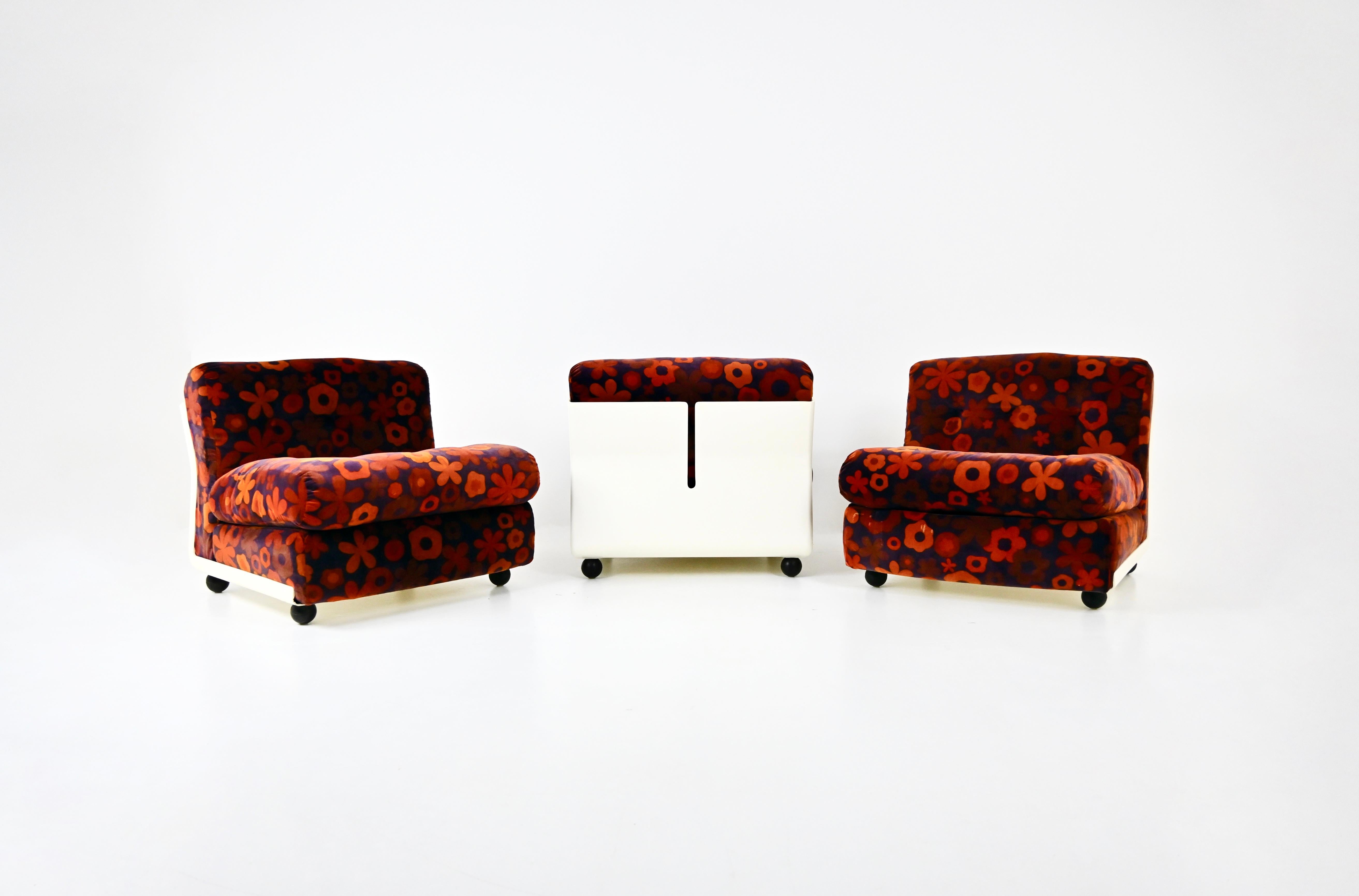 Amanta Lounge chairs by Mario Bellini for C&B Italia, 1960s, set of 3 For Sale 1