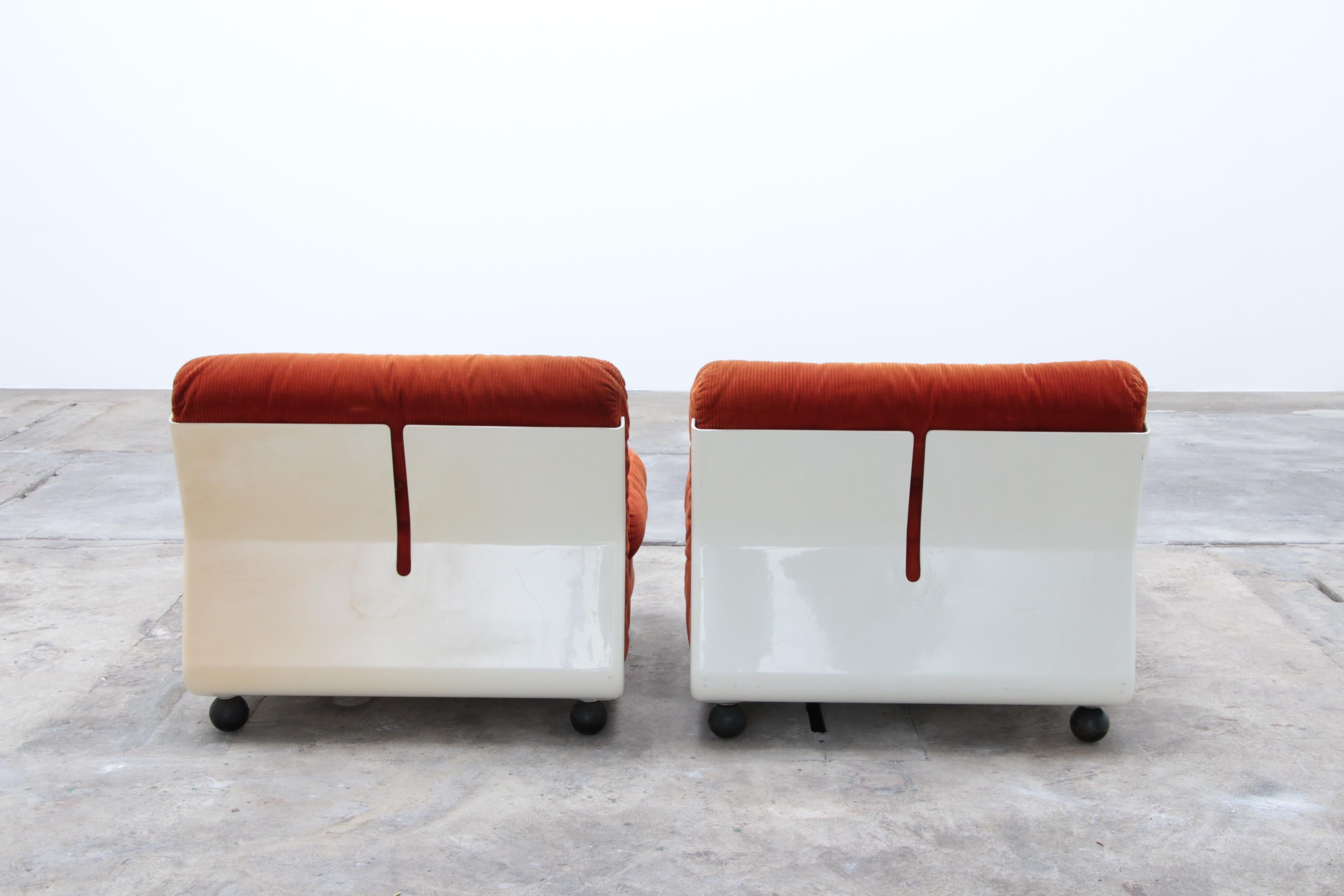 Amanta Lounge chairs by Mario Bellini for C&B Italy, 1963 In Good Condition In Oostrum-Venray, NL