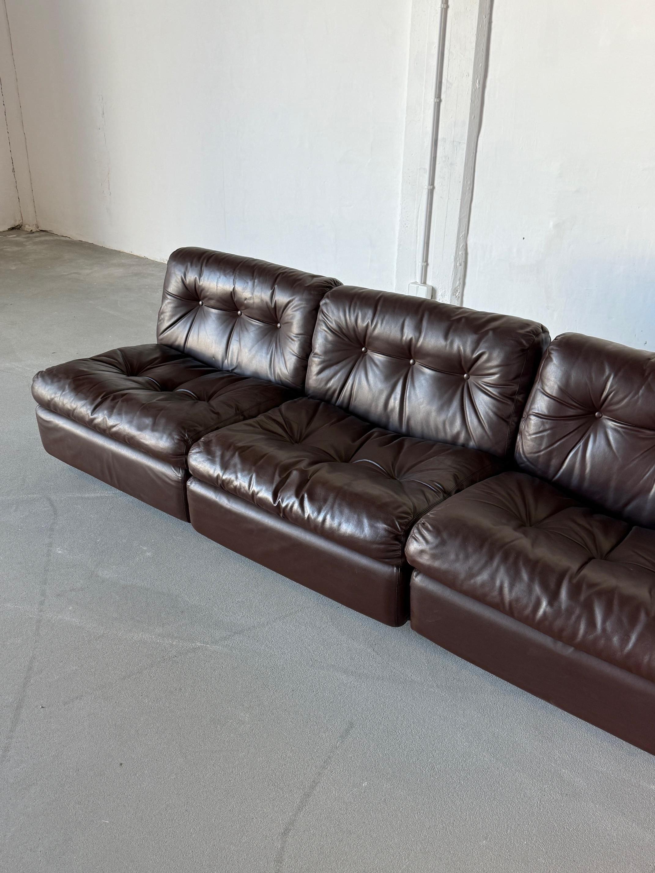 Sofá modular Amanta de B&B Italia, diseñado por Mario Bellini - Piel original en venta 3