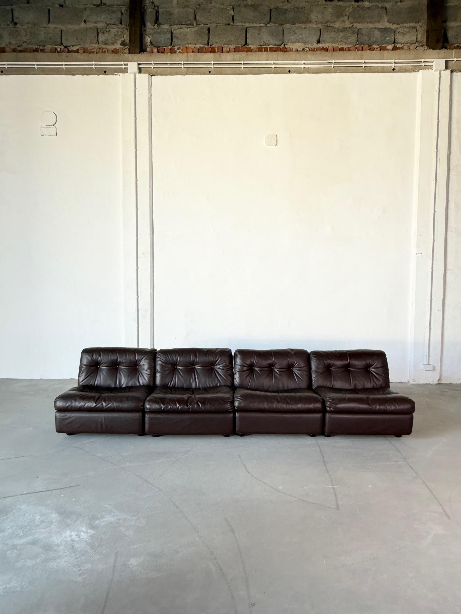 Sofá modular Amanta de B&B Italia, diseñado por Mario Bellini - Piel original Moderno de mediados de siglo en venta