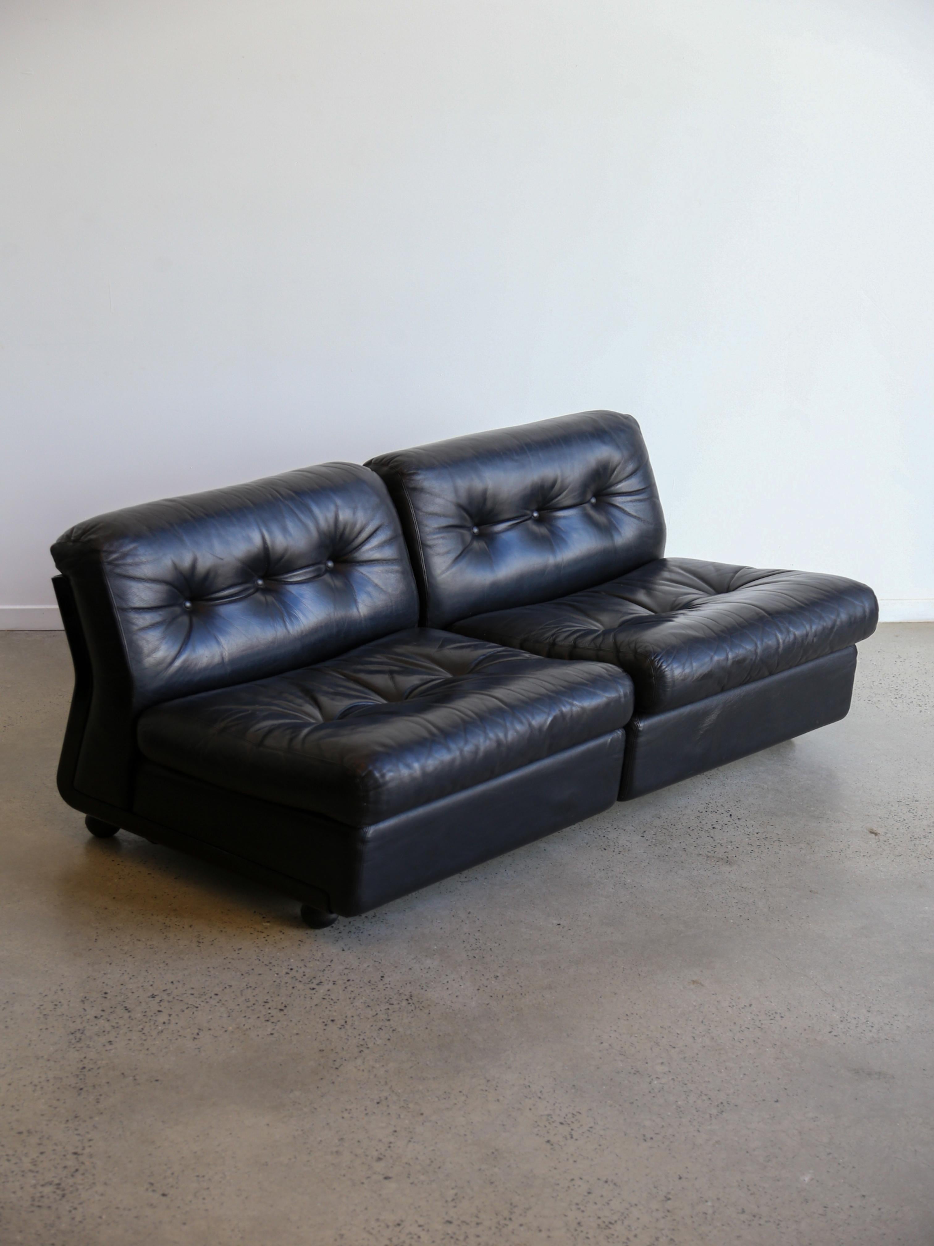 Amanta Modular Sofa in Black Leather By Mario Bellini for B&B Italia 1970 For Sale 1