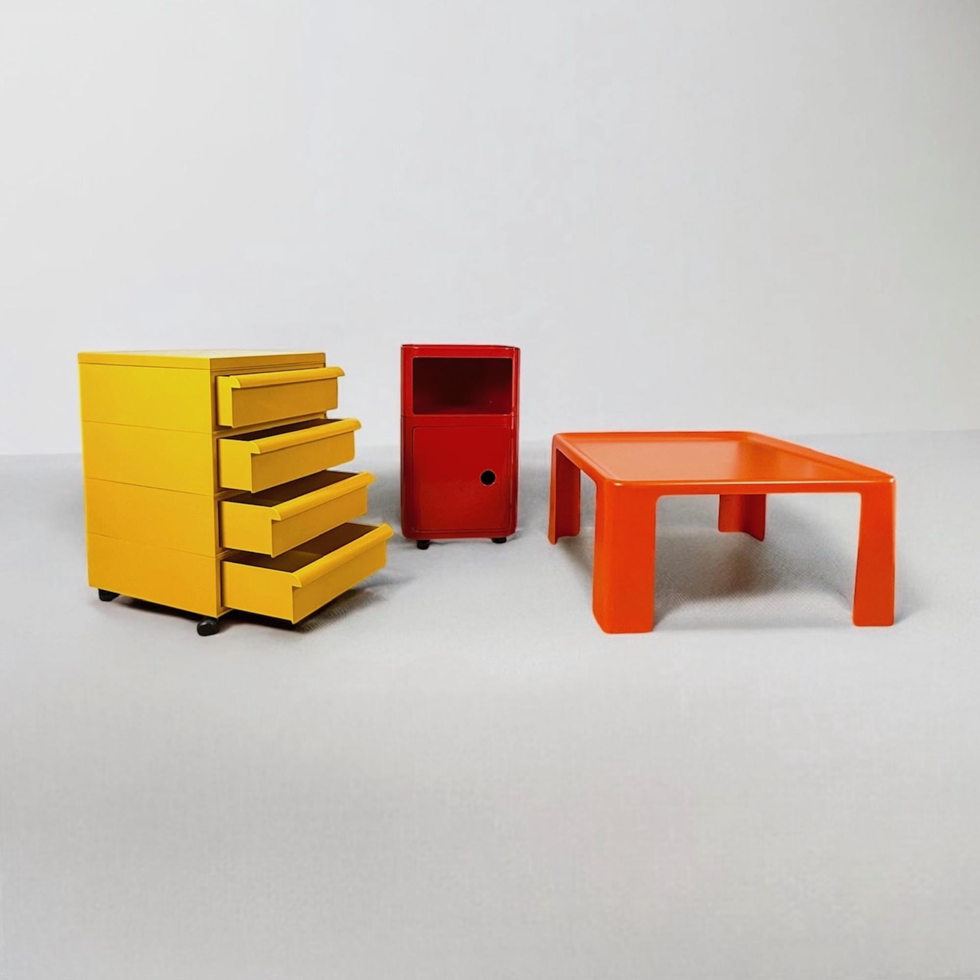 Mid-Century Modern Amanta Table by Mario Bellini for C&B Italia - Orange Fiberglass, 1960/70s