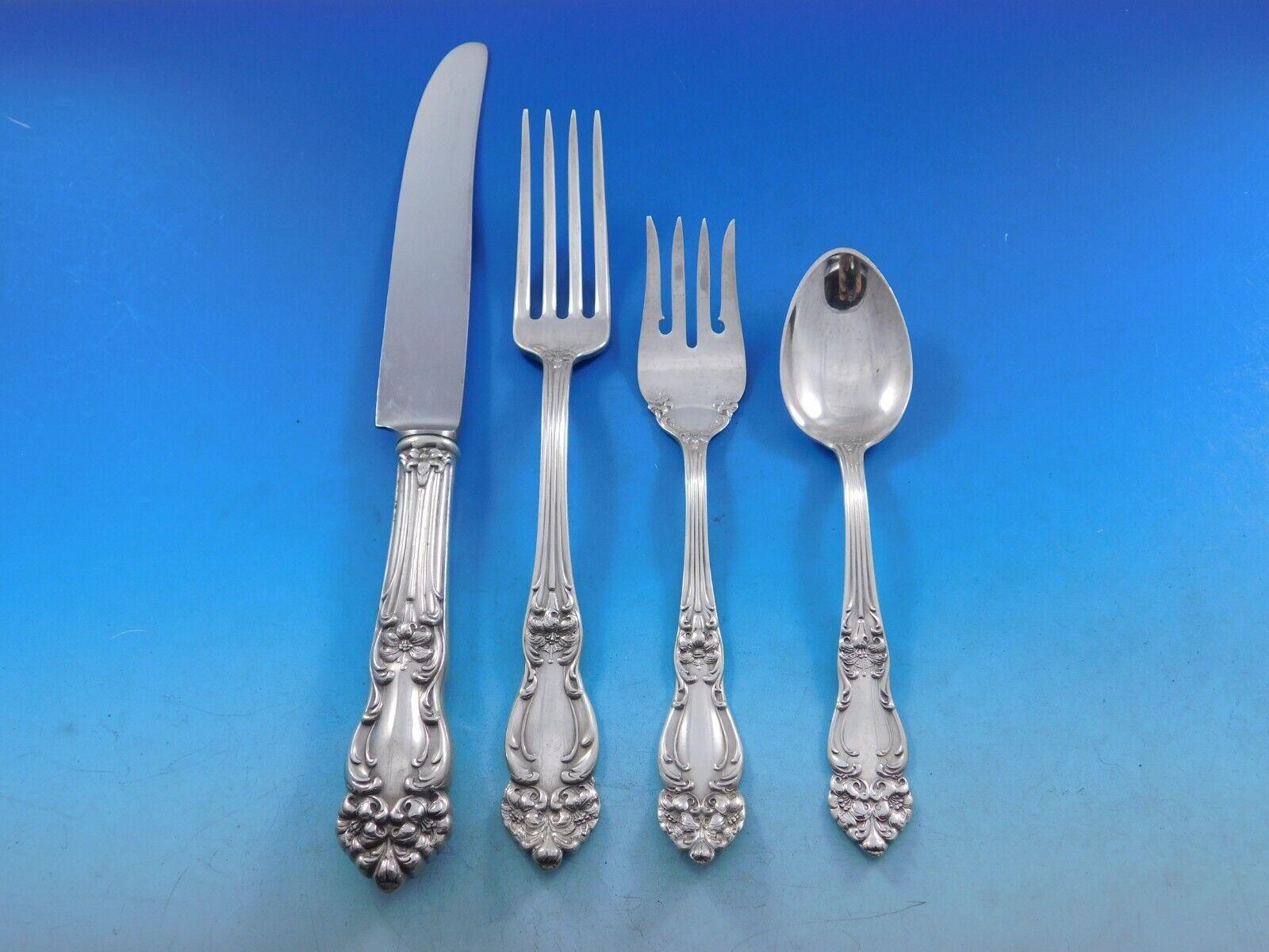 Amaryllis by Reed & Barton Sterling Silver Flatware Set 8 Service 43 pcs Dinner In Excellent Condition In Big Bend, WI