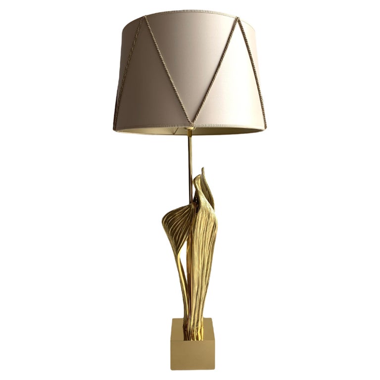 Amaryllis Table Lamp For Sale at 1stDibs