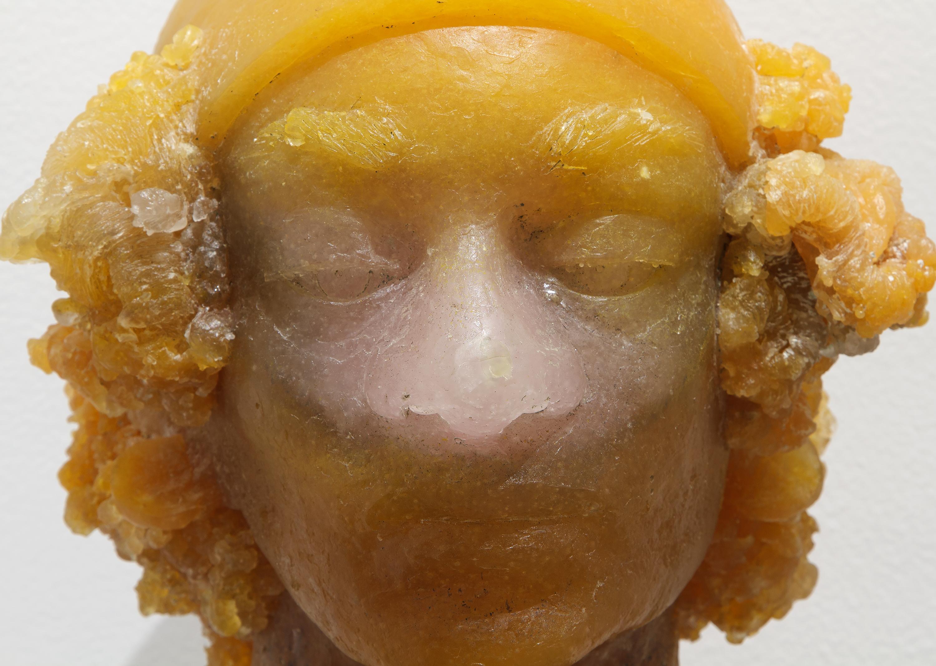 Chica marroquí - Figurative Sculpture Marrón de AMATO, MICAELA