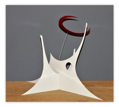 Mastodonte blanc sous la lune rouge (sculpture abstraite)