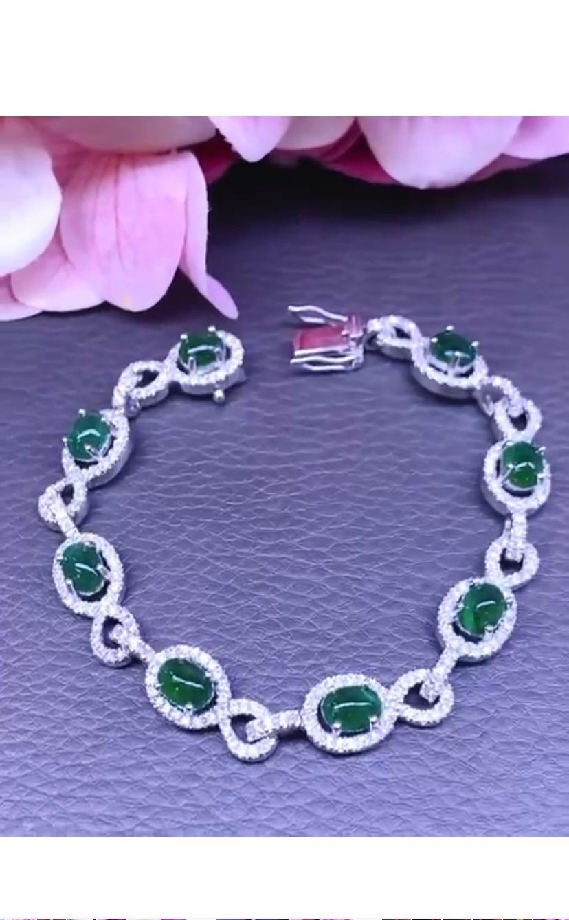 AIG Certified 8.06 Carats Zambian Emeralds Diamonds 2.79 Ct 18K Gold Bracelet  In New Condition For Sale In Massafra, IT