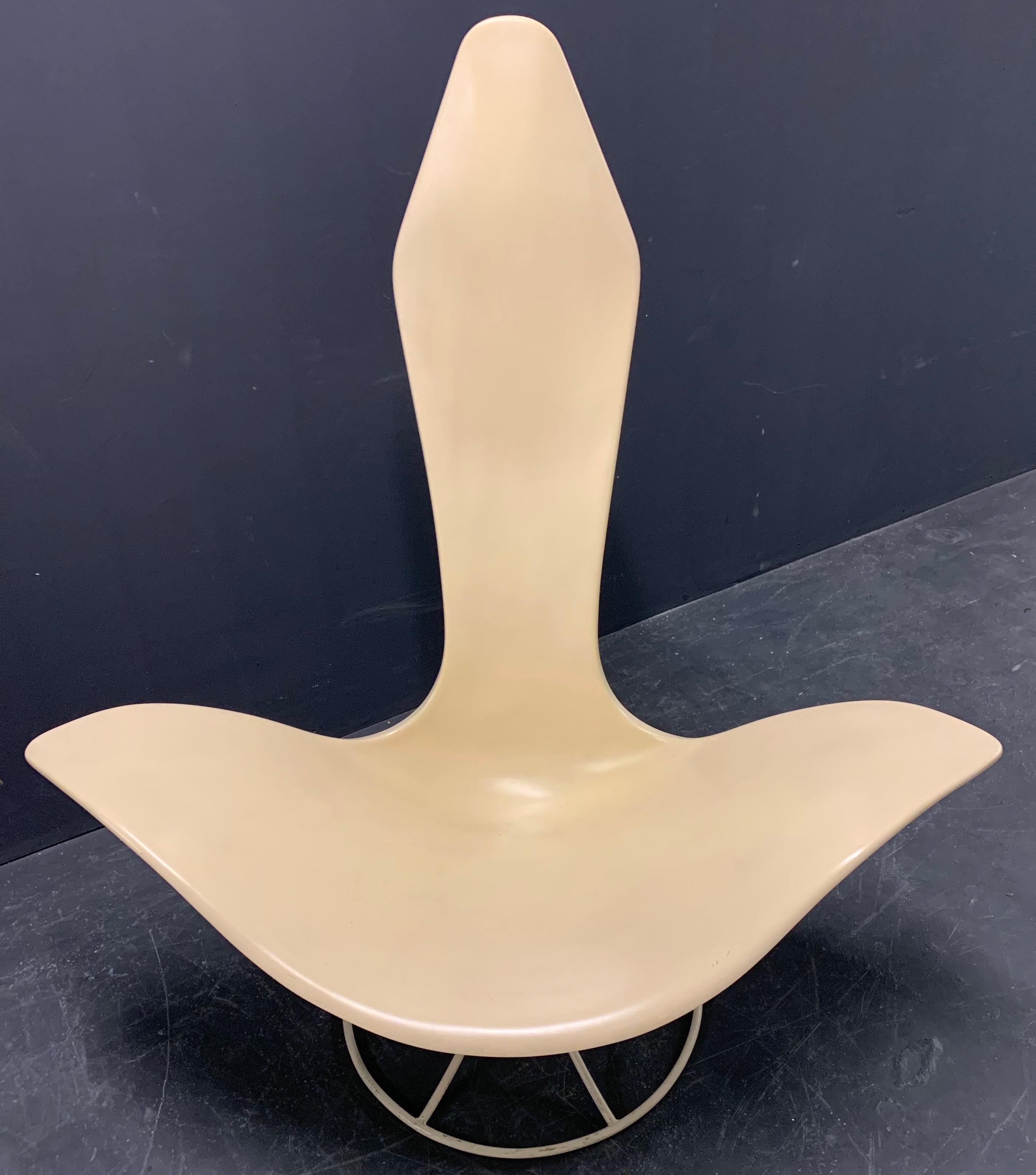 Erstaunlicher 120-LF Tulip Lounge Chair von Erwin und Estelle Laverne (Mitte des 20. Jahrhunderts)
